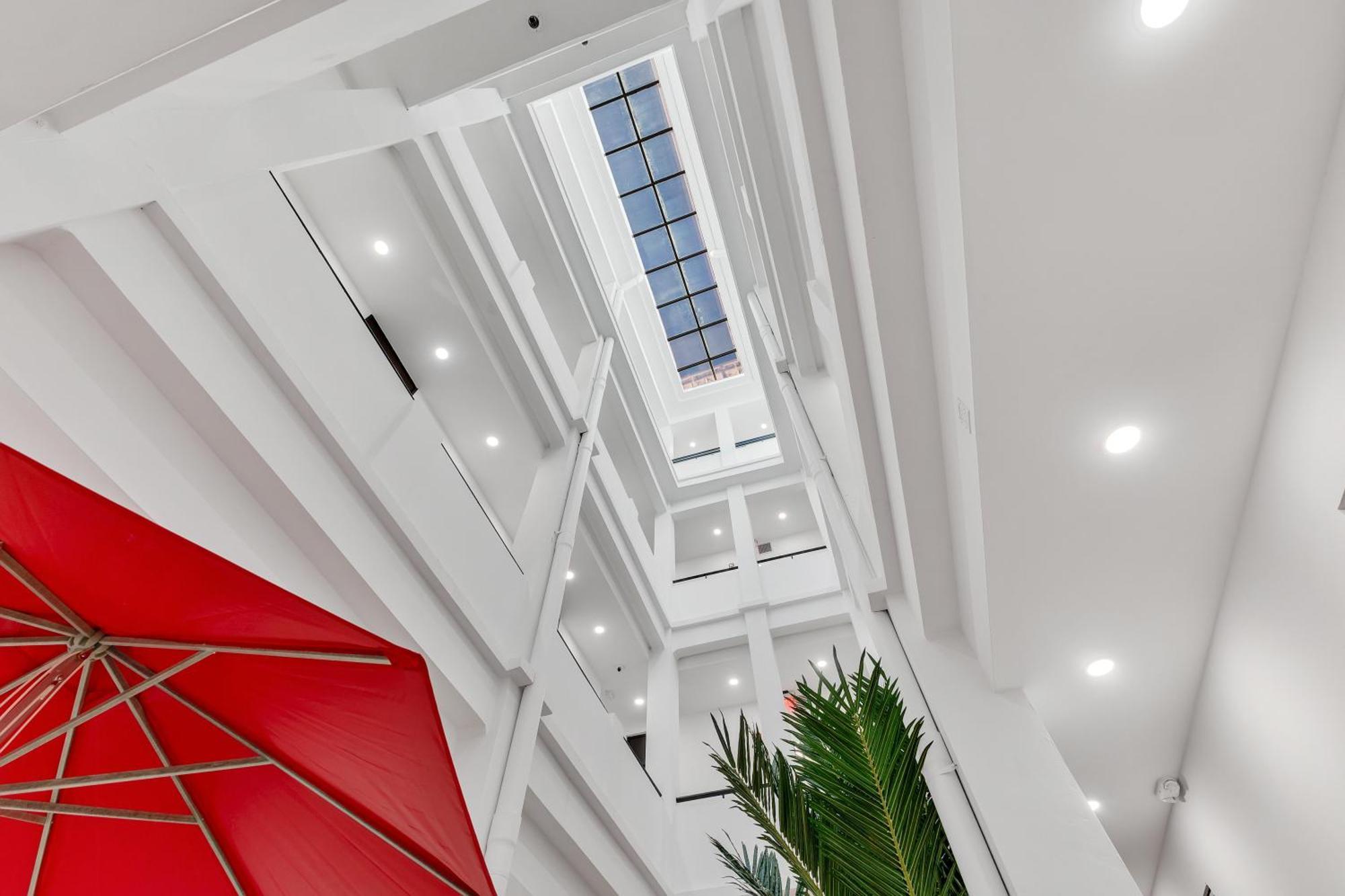 Armas Hotel