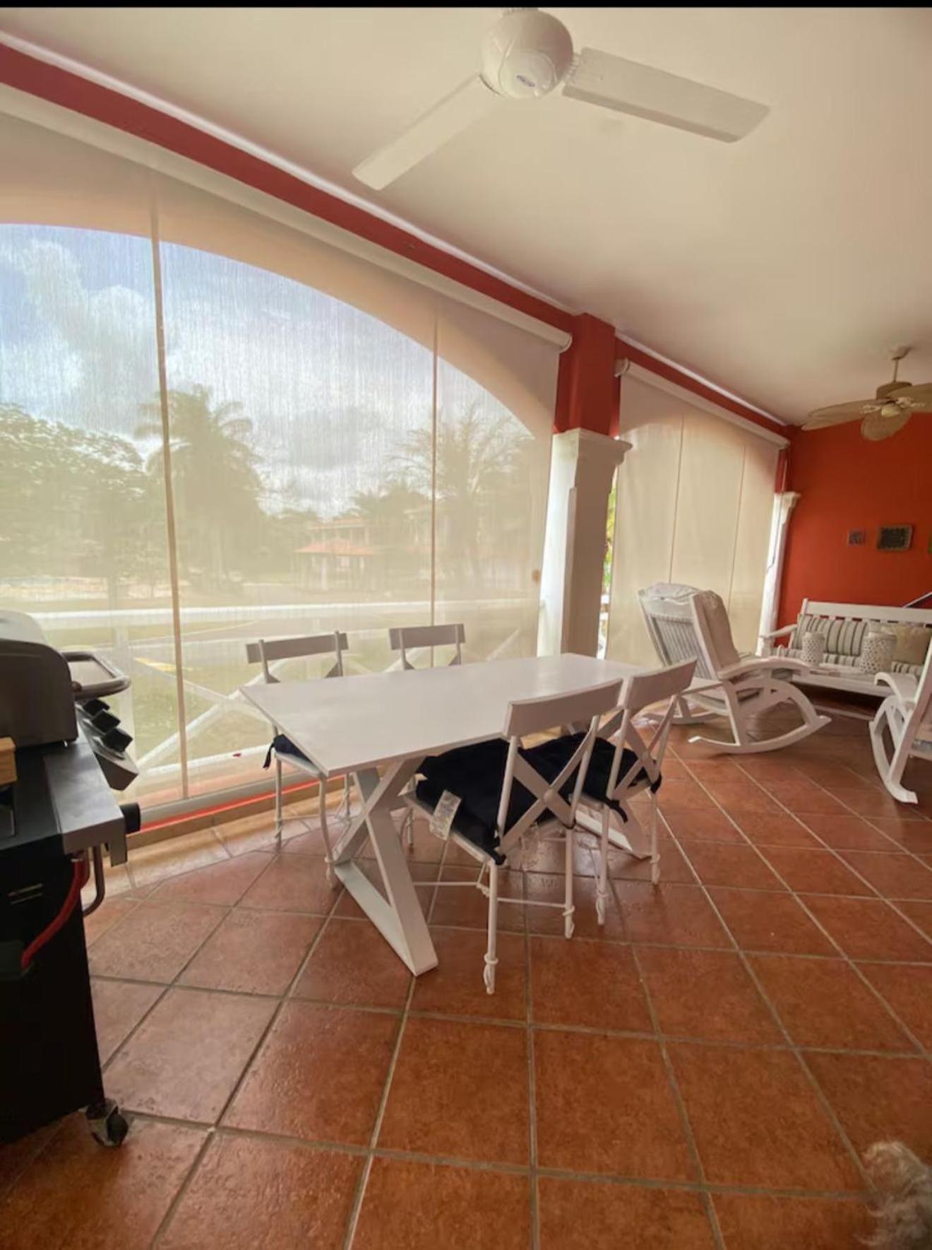 Brisas De Guabaverry Apartment