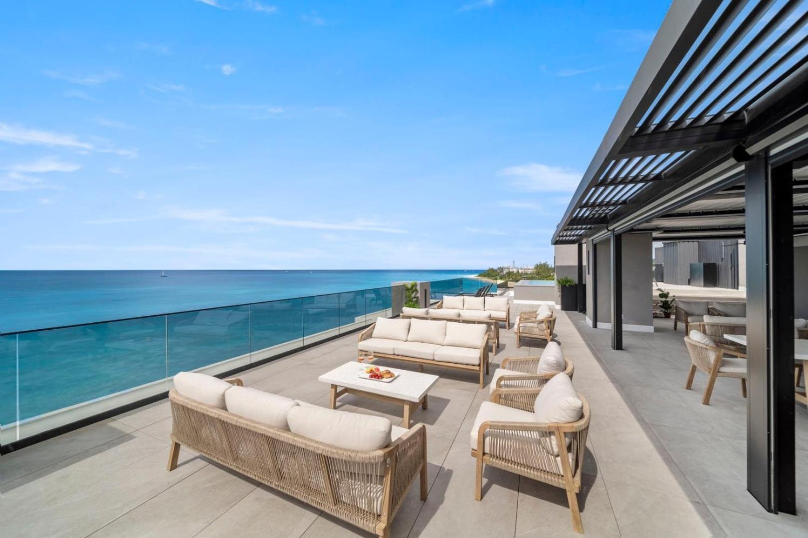 Allure 501 Apts * Bridgetown