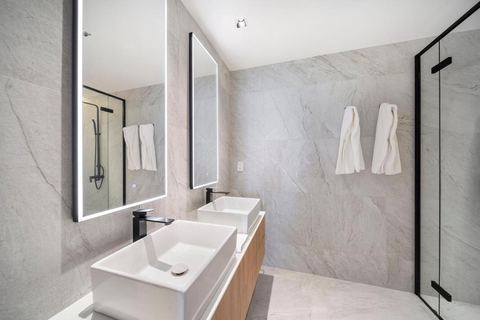 Apartment Allure 501 Apts