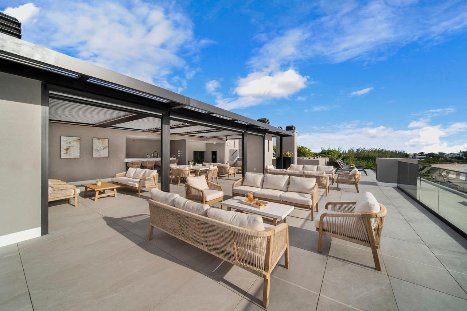 Allure 501 Apts *
