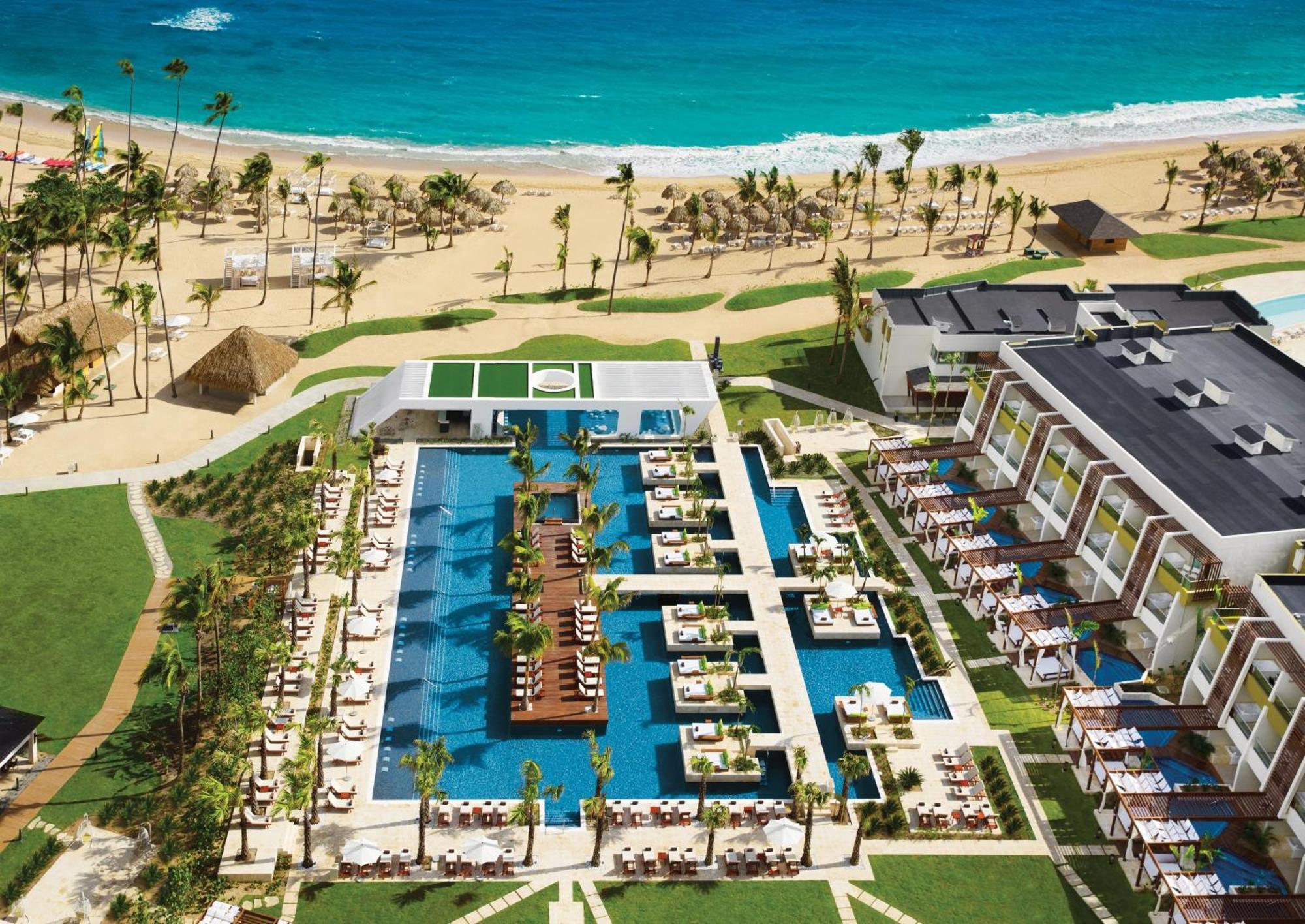 Resort Dreams Onyx & 5*