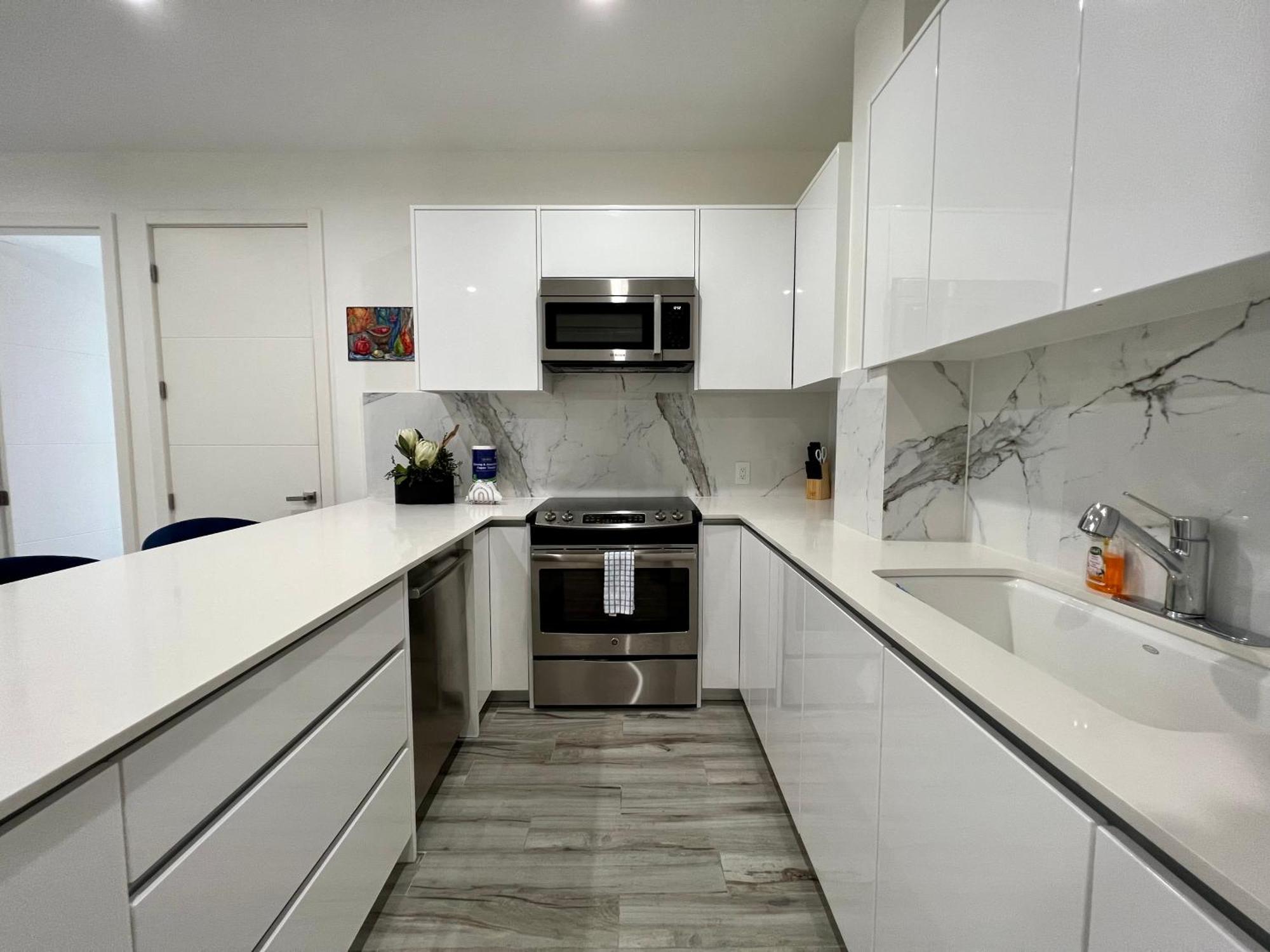 The Cove - Condo Hotel - Palm Beach Strip 5* Palm Beach