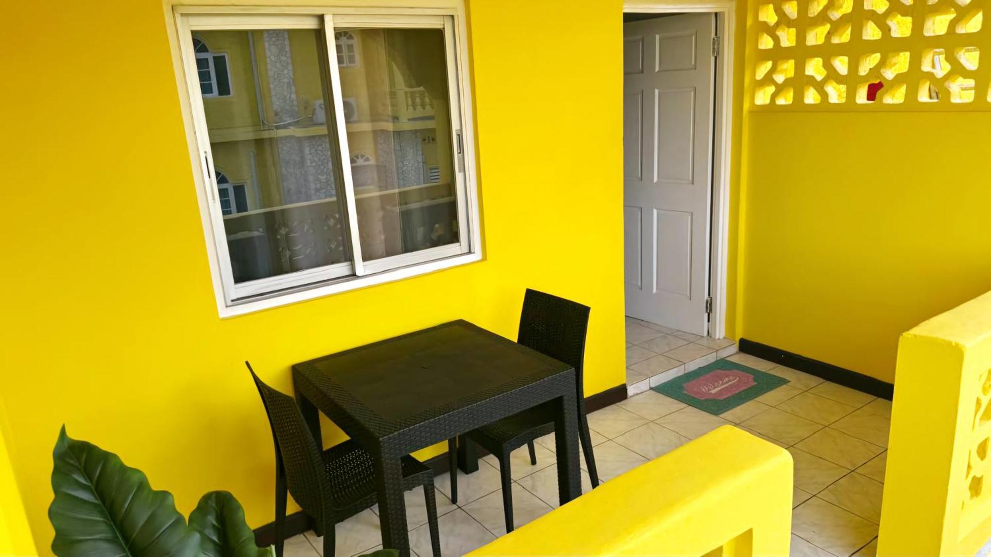Seaesta Apartamento *
