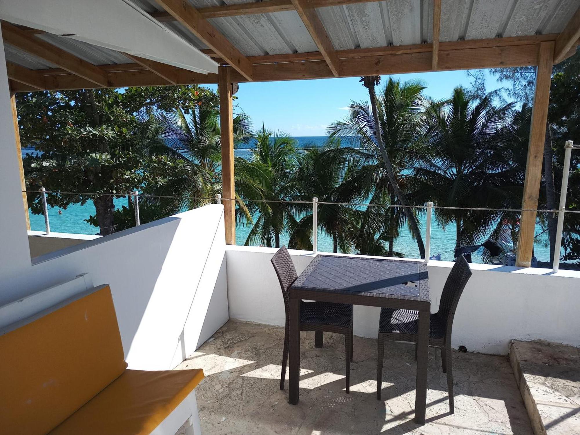 The Boat House Hotel Boca Chica