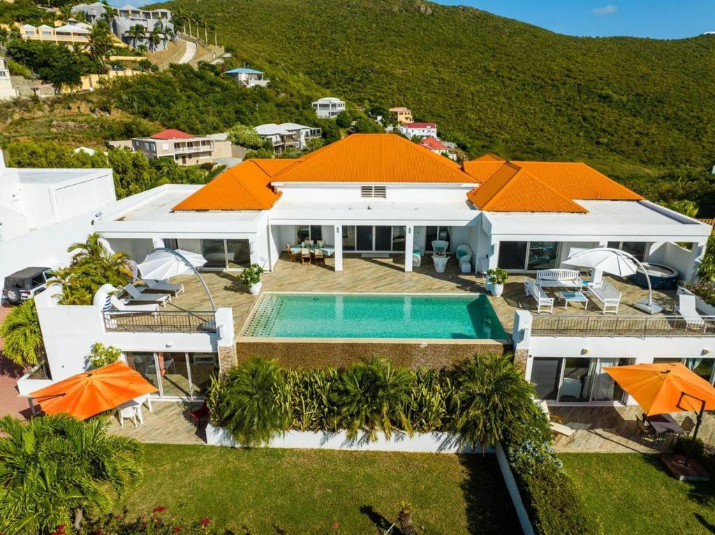 Villado Luxury - Sint Marteen Villa *