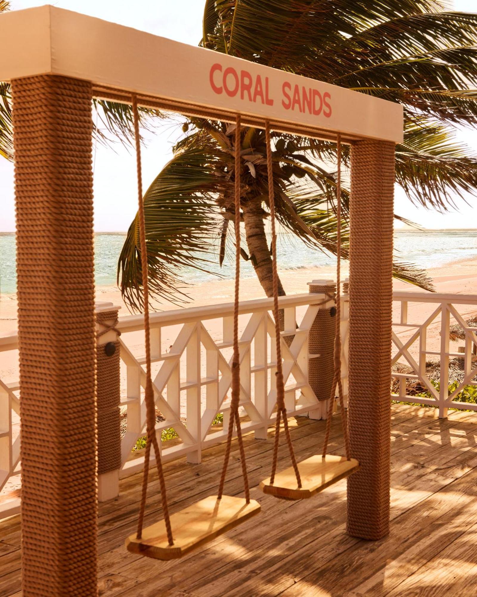 Coral Sands & Dunmore Town