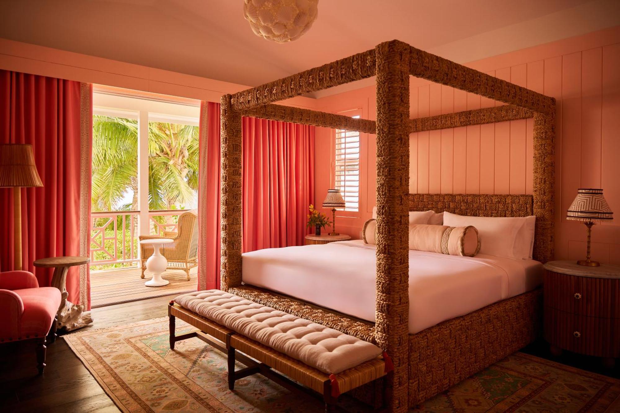 Coral Sands & Hotel