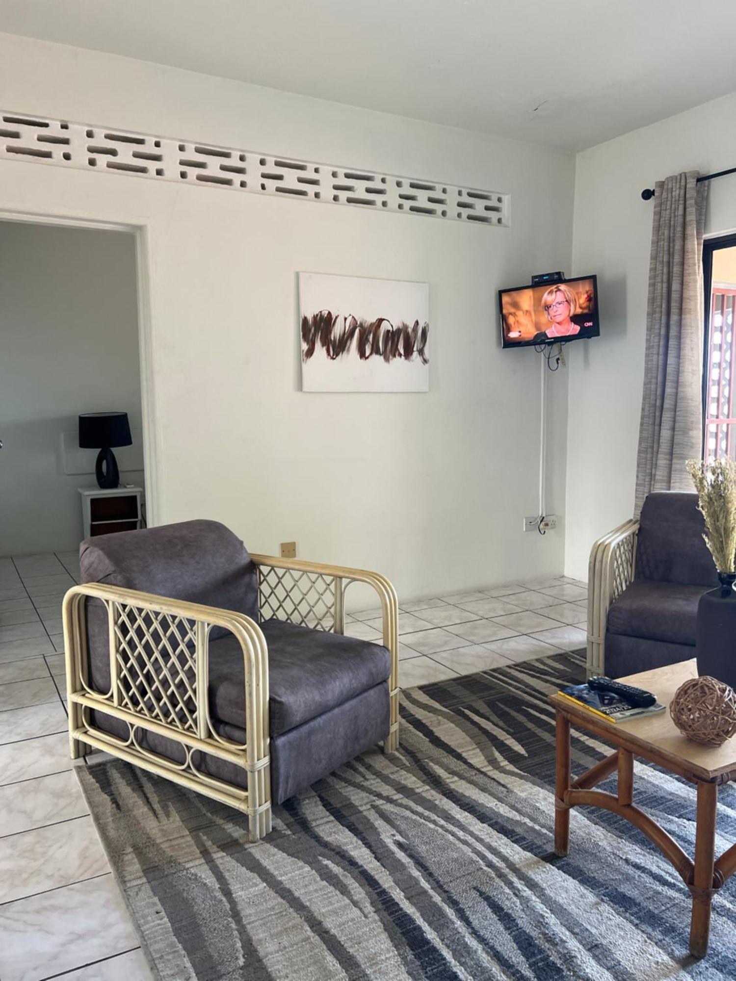 Seaview Apartel