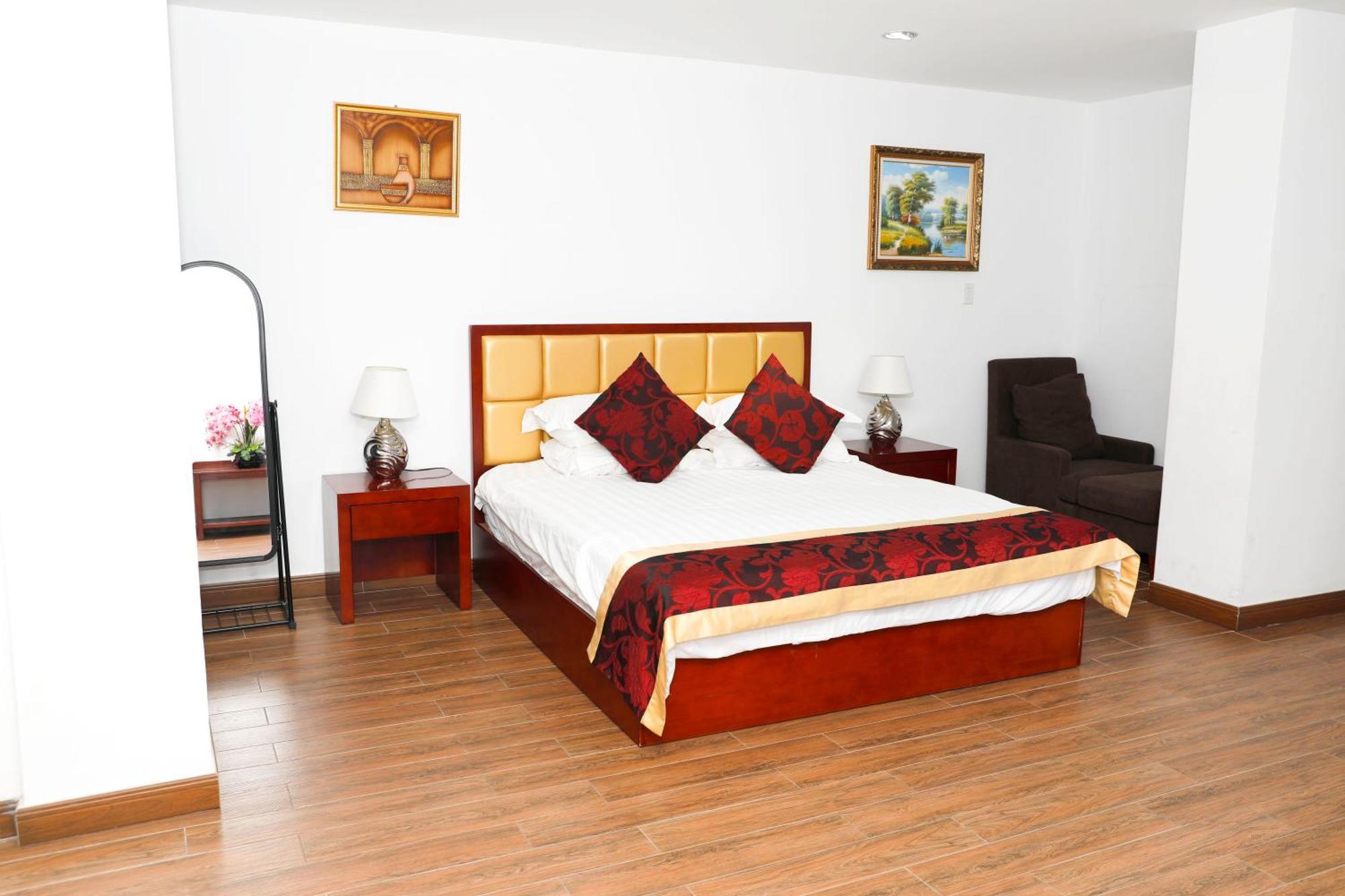Hotel Kings Pavilion 3*