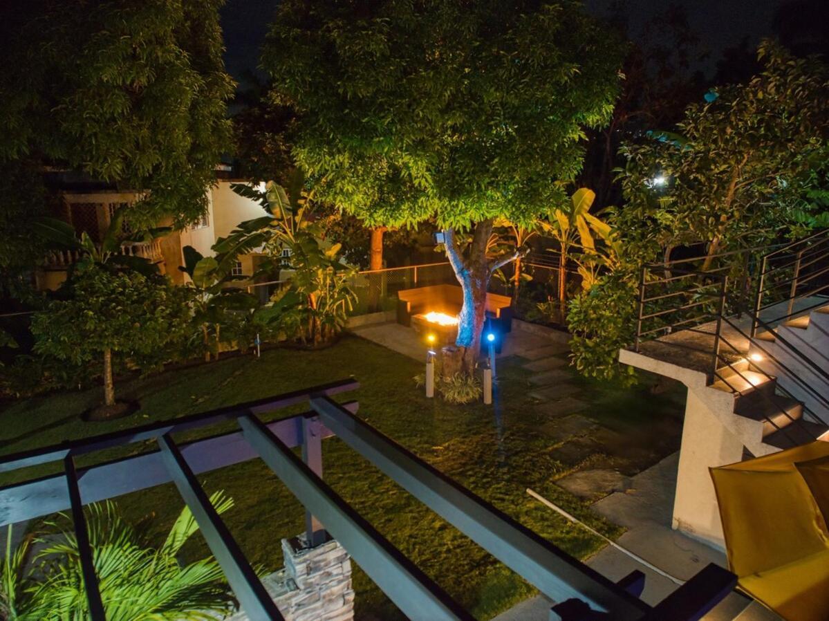 La Moderna Villa