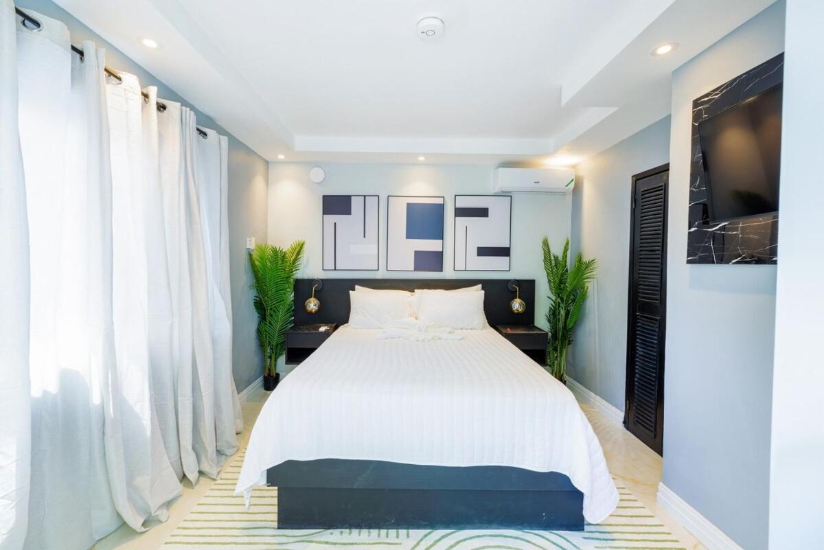 La Moderna Villa Montego Bay