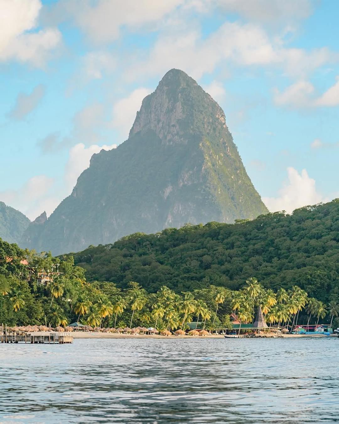 Garfields Hiddengem Holiday home Soufriere