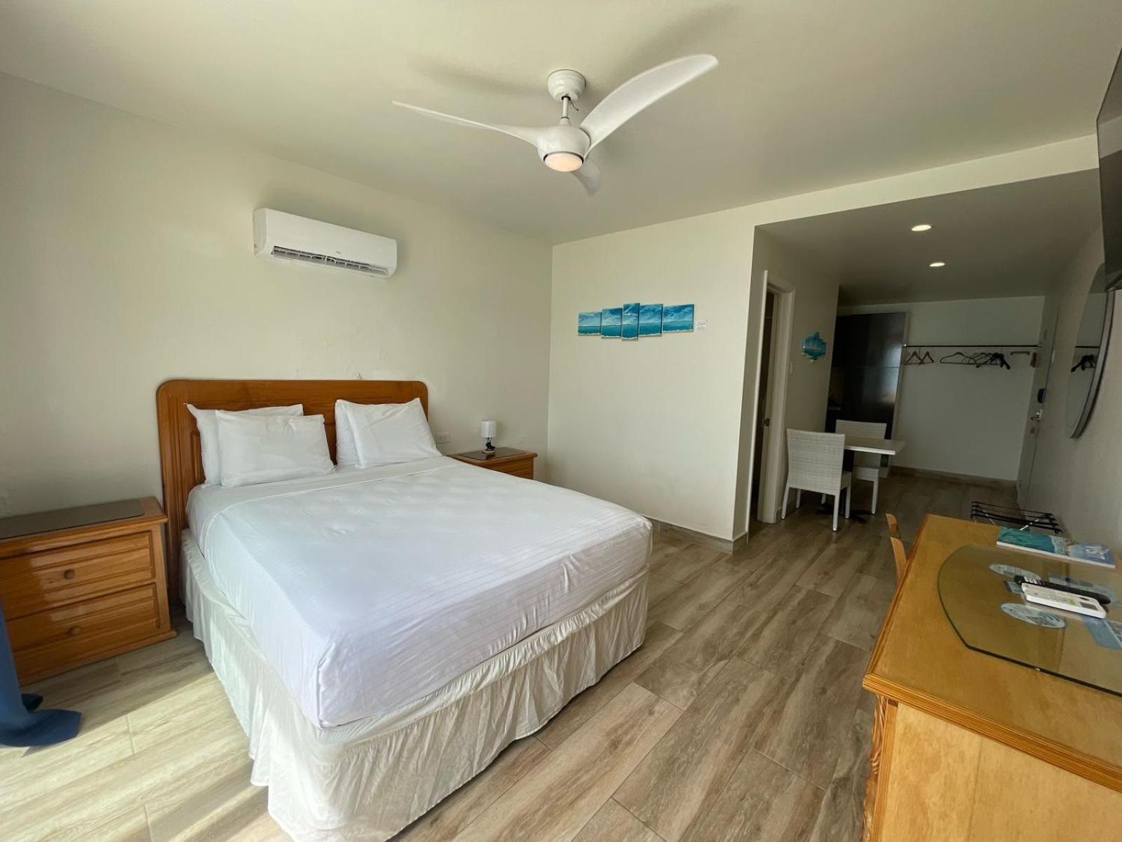 Seaview Hotel