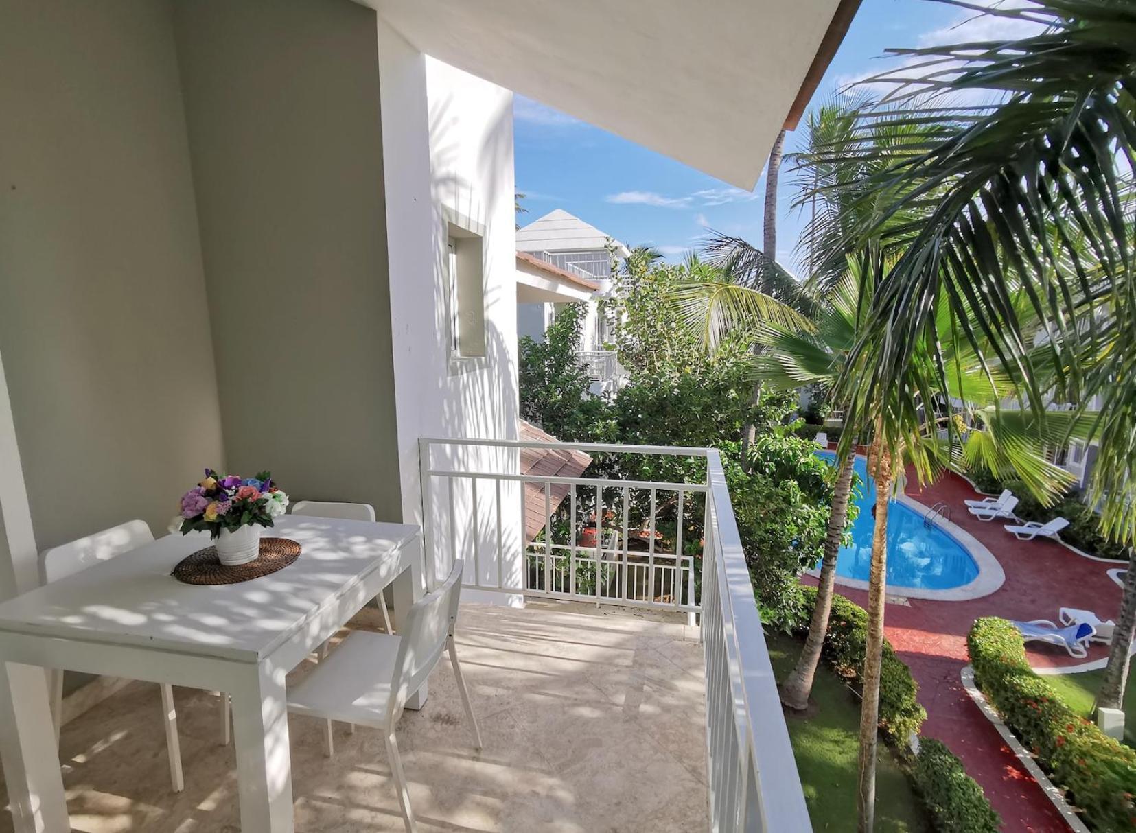 Dukassi Rooftop Pool - Club And - Playa Corales Punta Cana