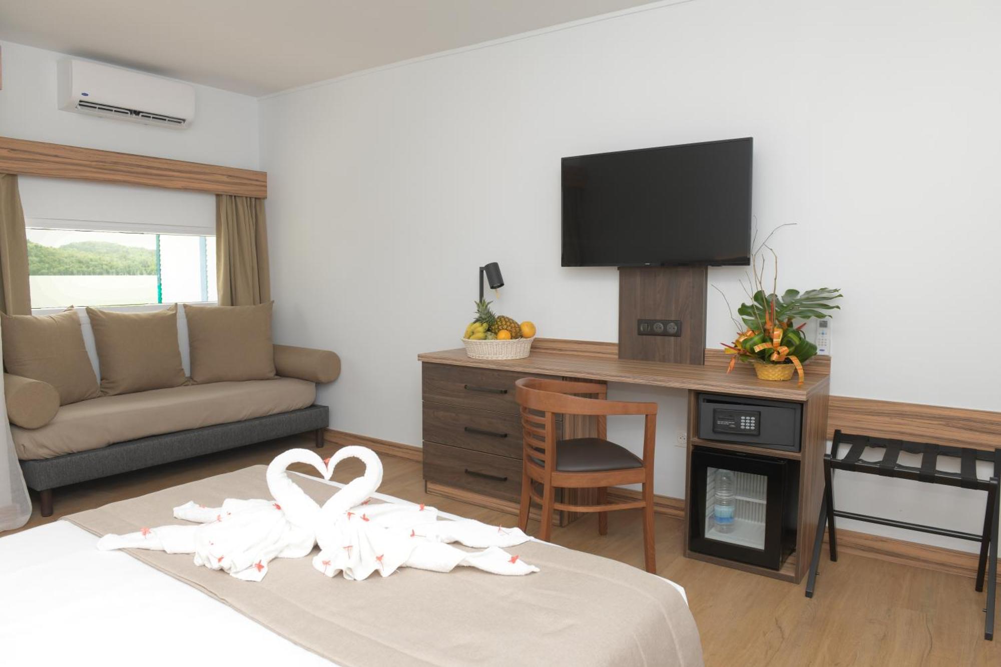 Hotel Carayou & Les Trois-Ilets