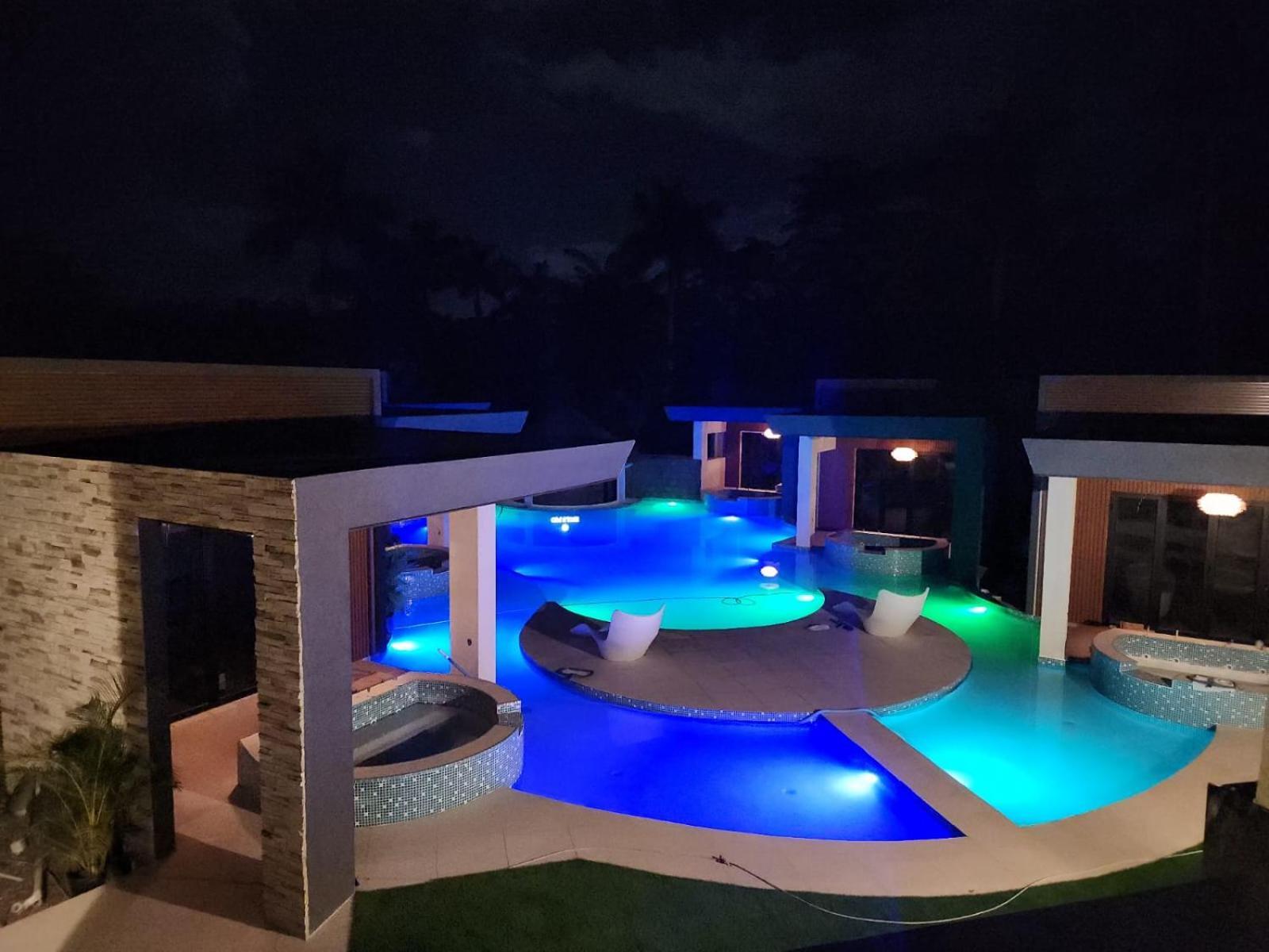 Villa Opulenz