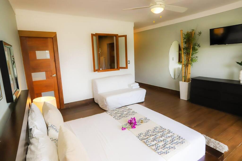 Riberamar Terrenas, Samana Apartment *