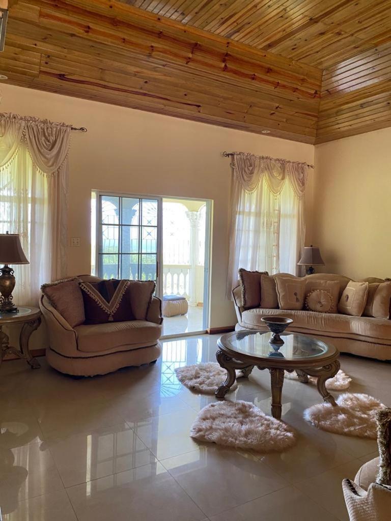 The Mansion Homestay