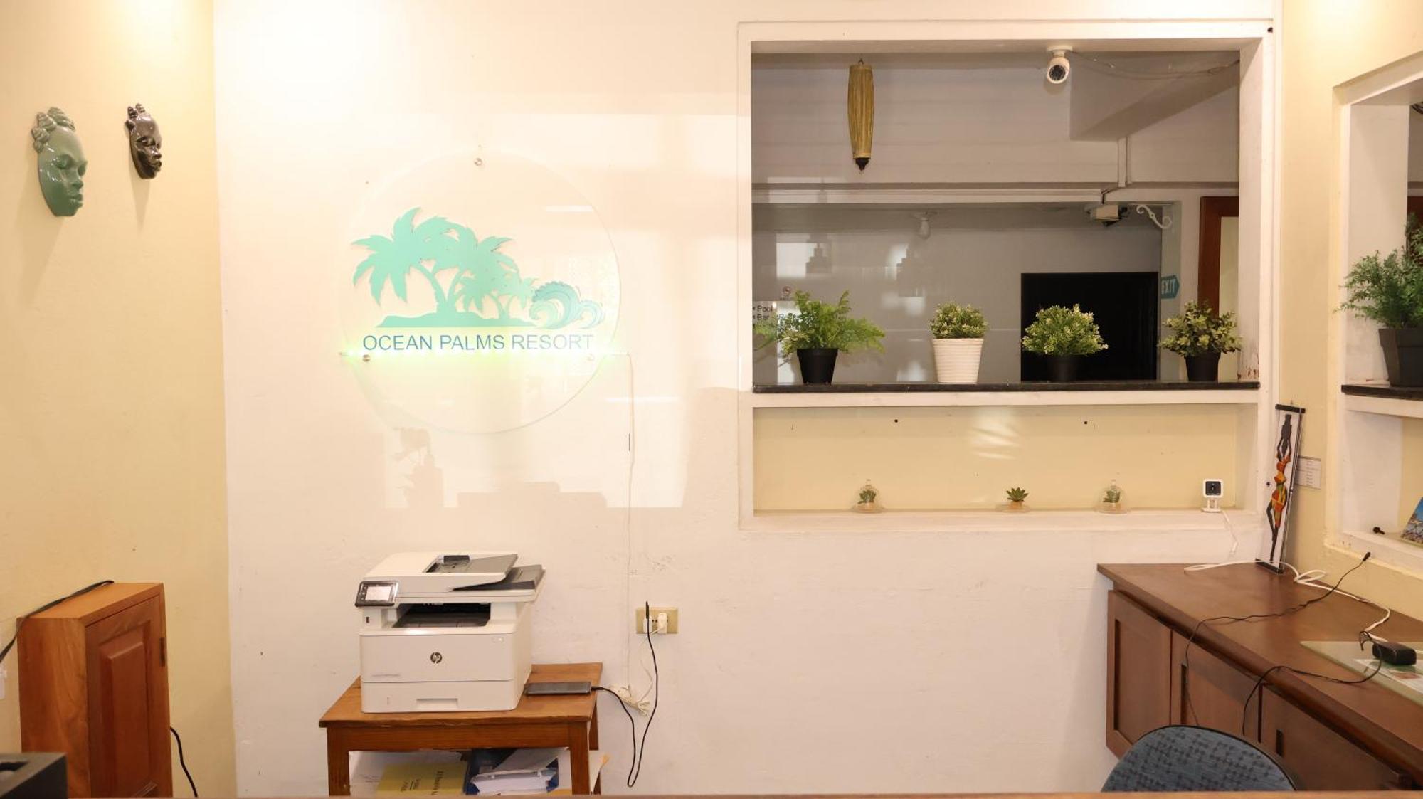 Ocean Palms Hotel 3*