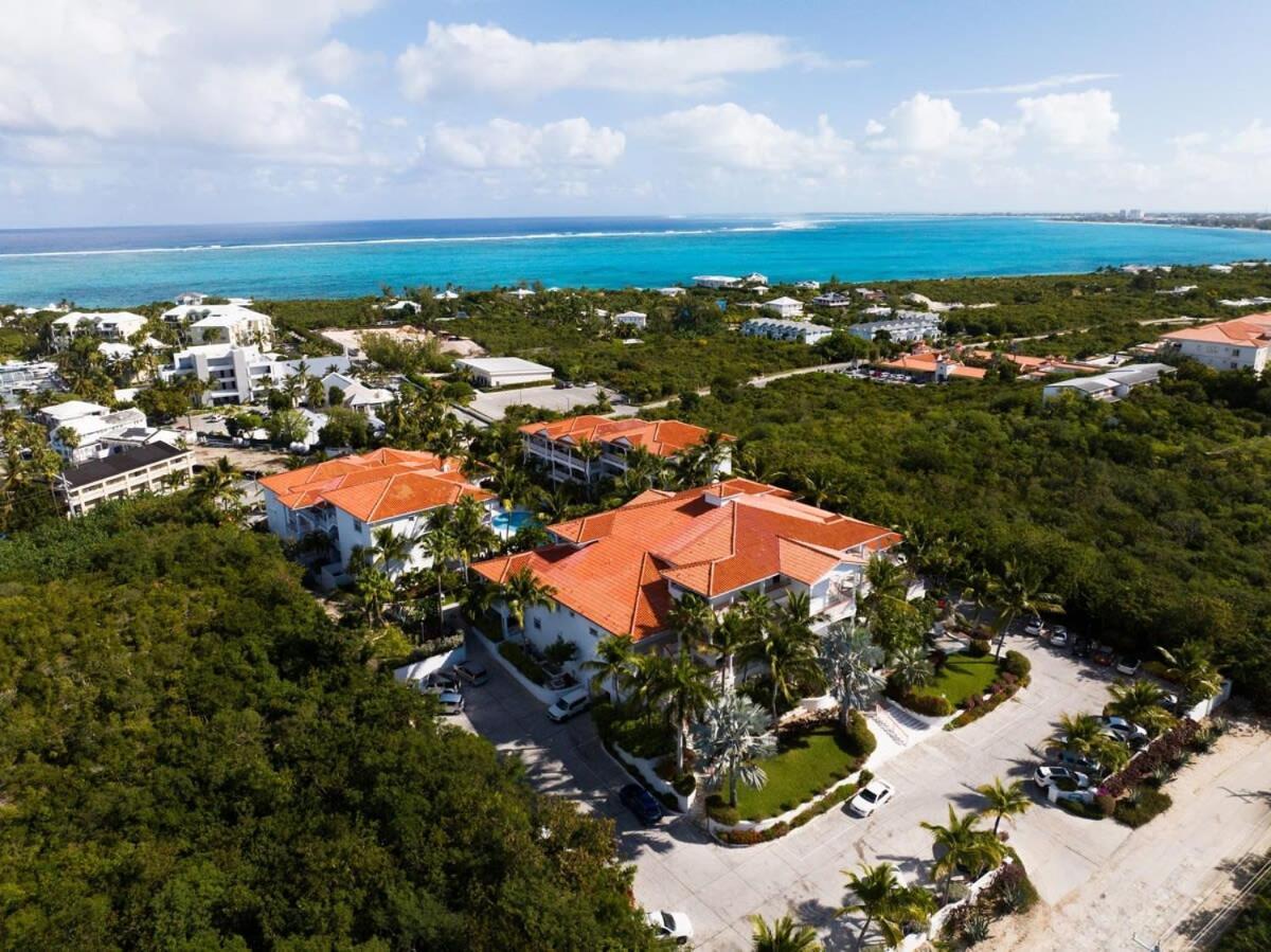 Penthouse Breathtaking Views Outdoor Terrace * The Bight Settlements
