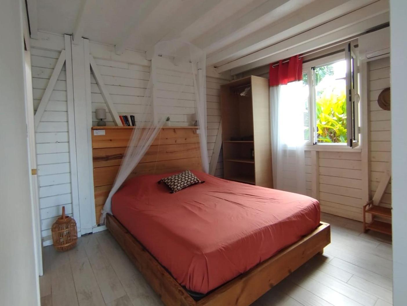 Holiday home Au Son Des Grenouilles *