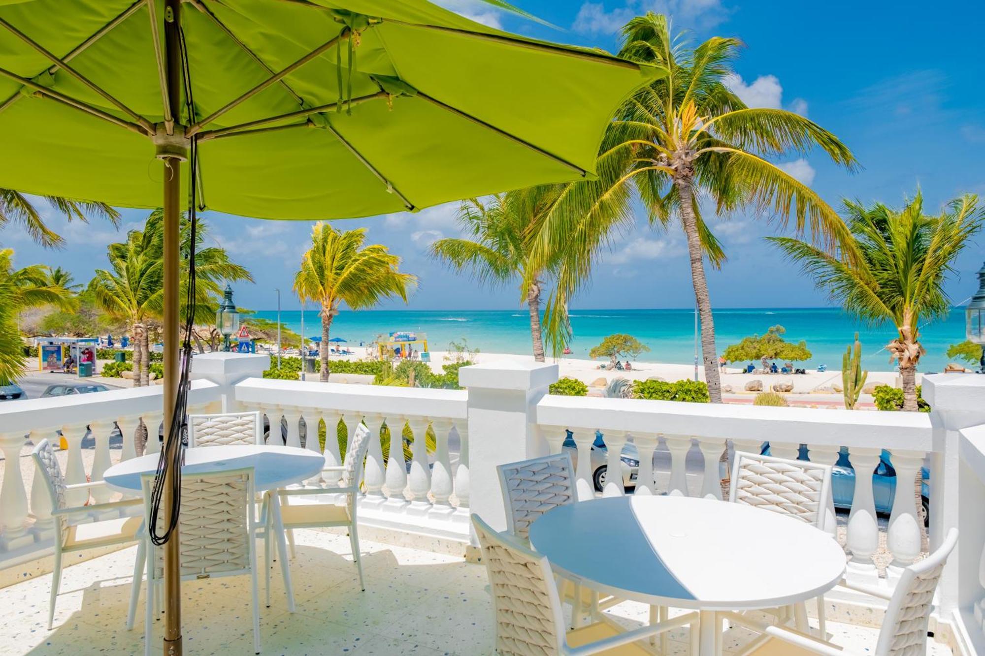 Amsterdam Manor Beach