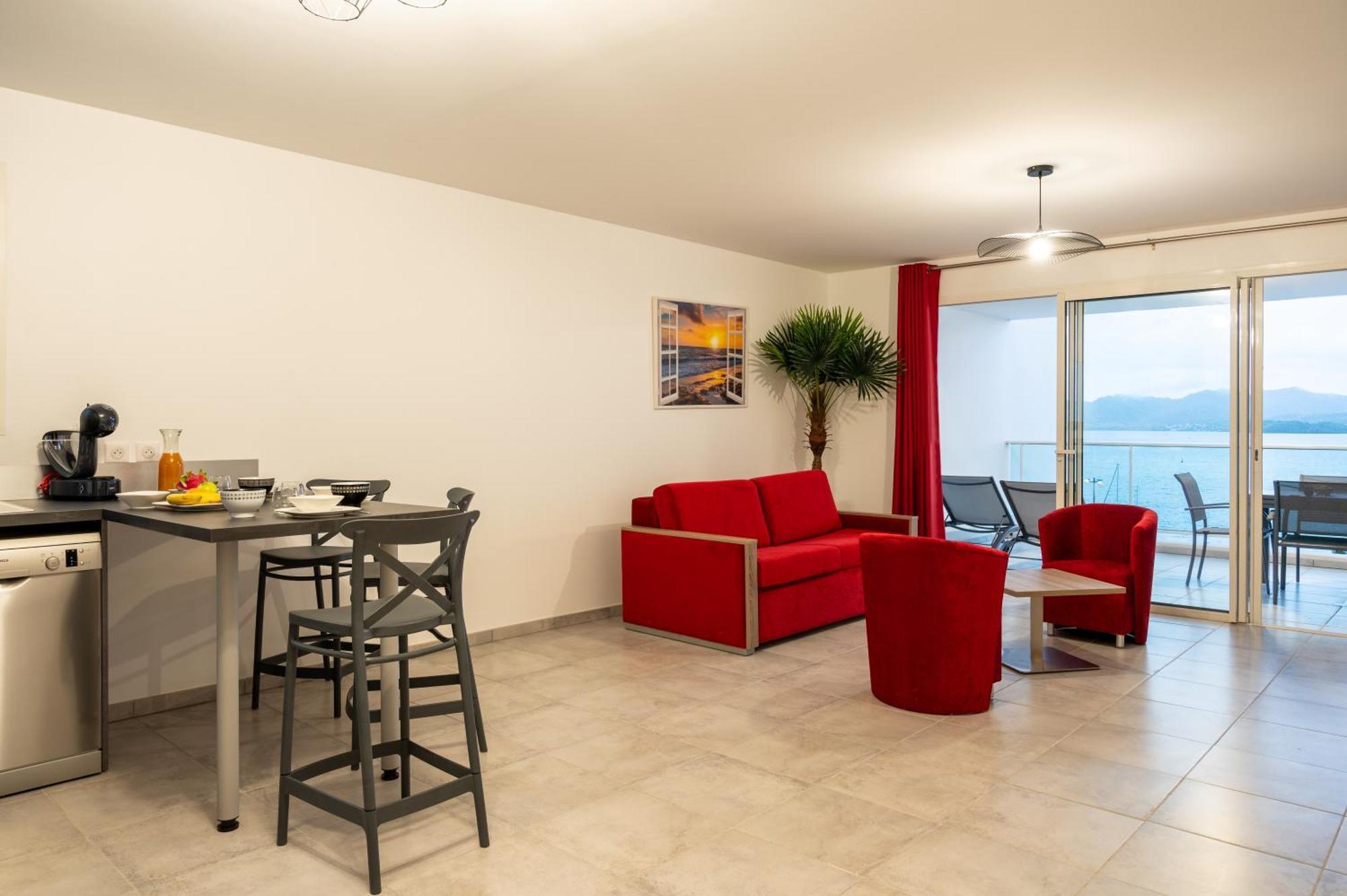 Aparthotel Marina