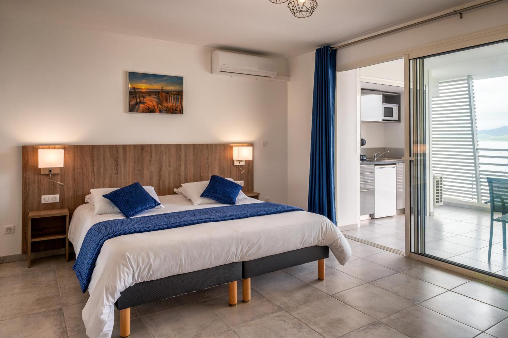 Marina Aparthotel