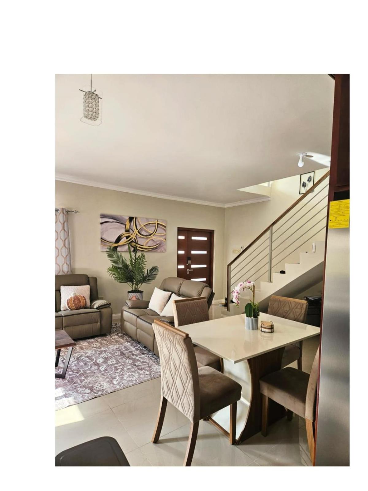 Tranquility Loft Holiday home *