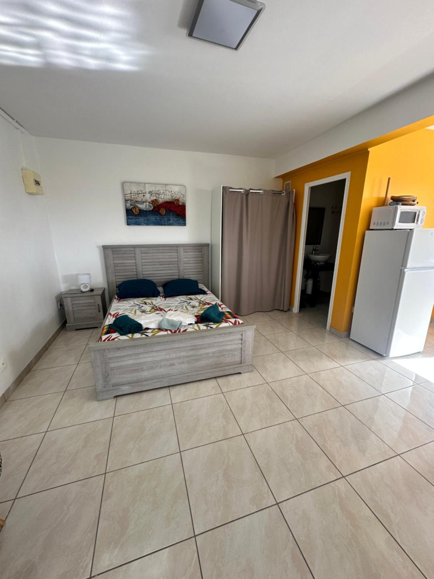 Jamora Guest house *