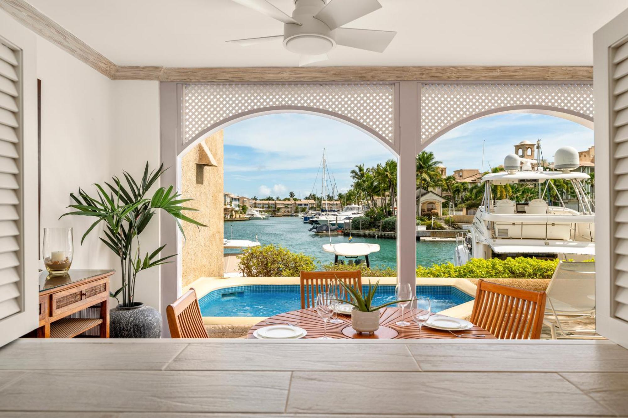Port St. Charles 4* Saint Peter