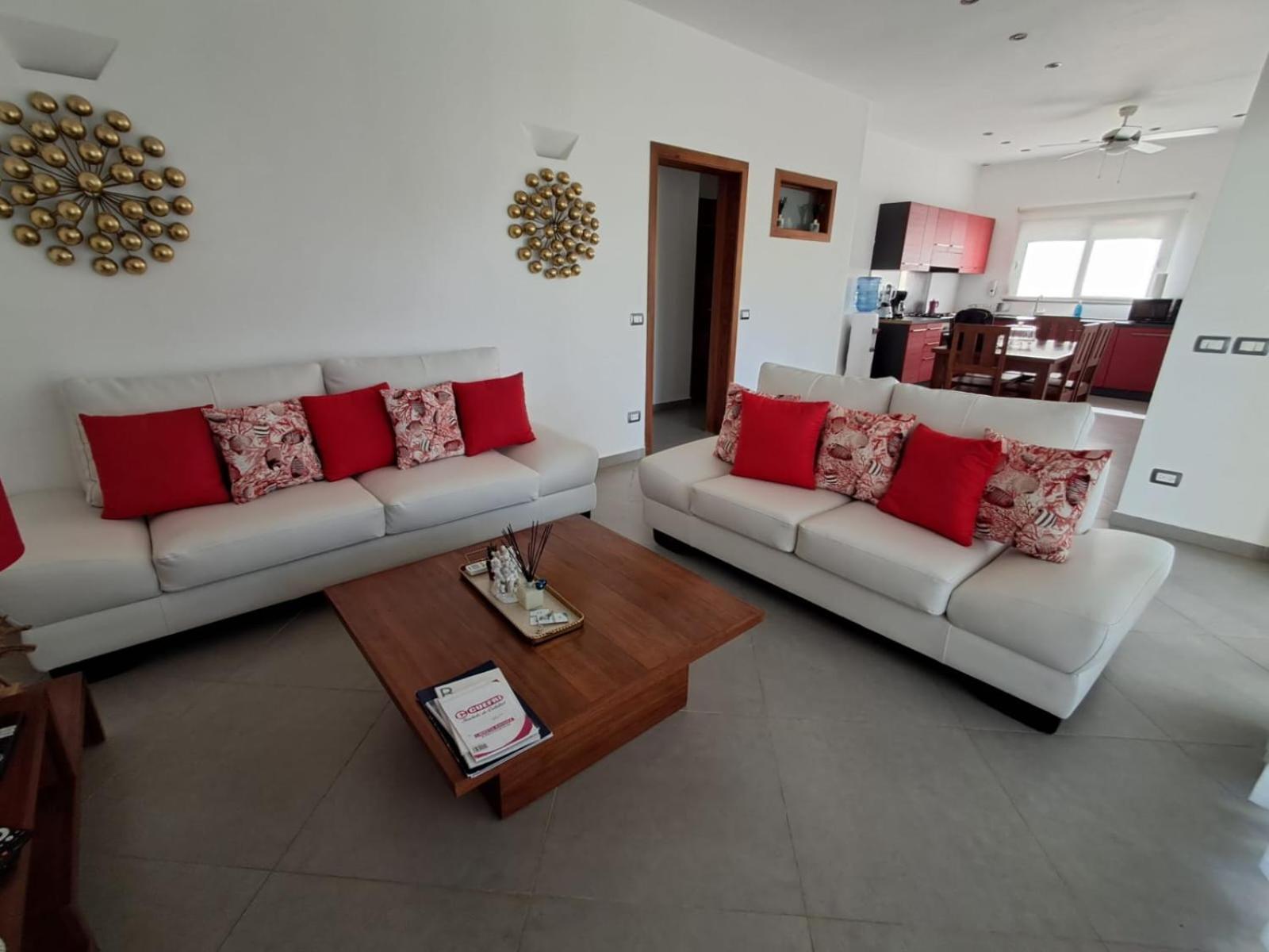 A Quiet Retreat In Paradise - 2 Bedroom 2 Pools, Wifi, Ac, Private Hot Tub *