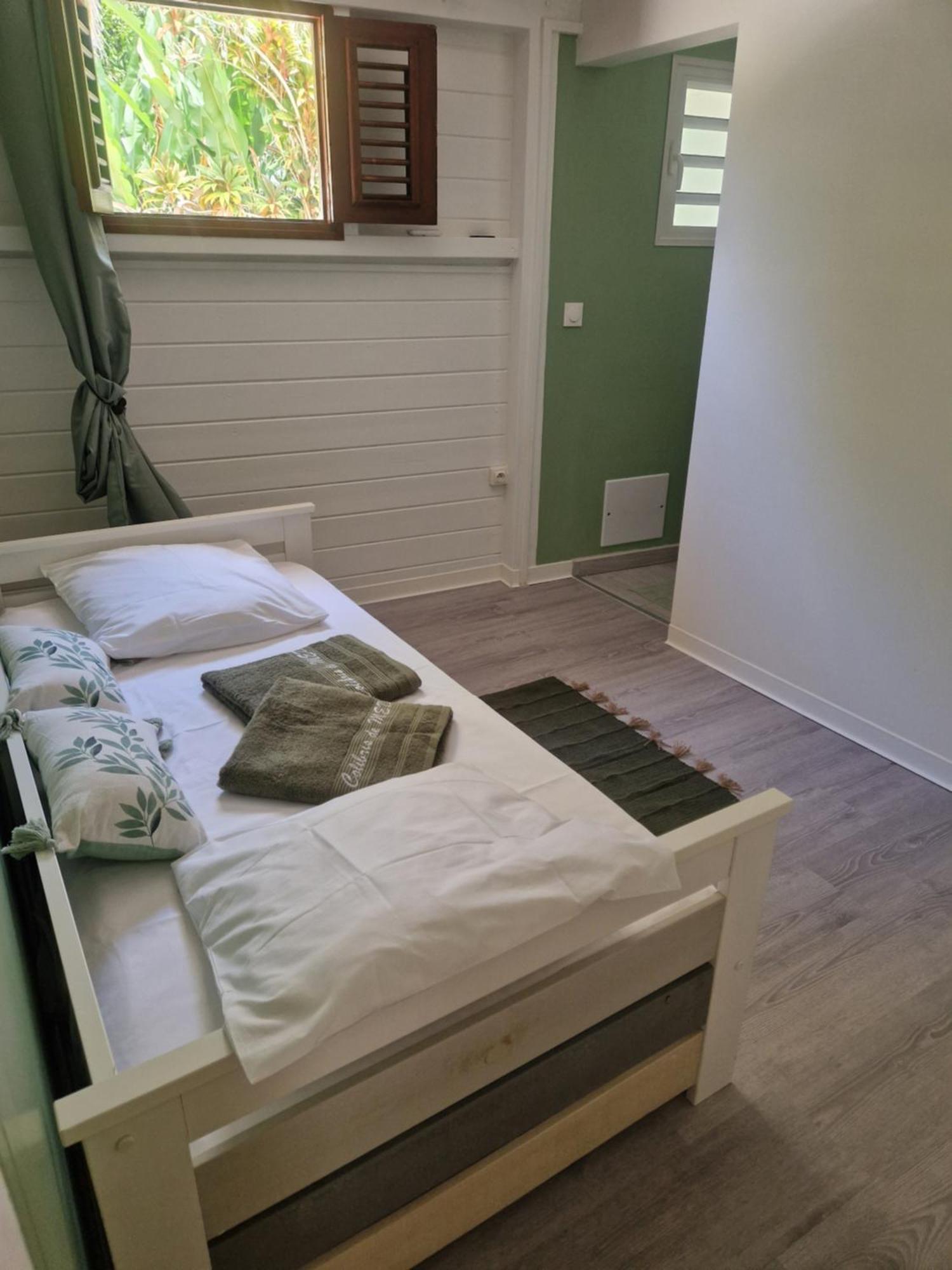 Holiday home Colibris De Medi