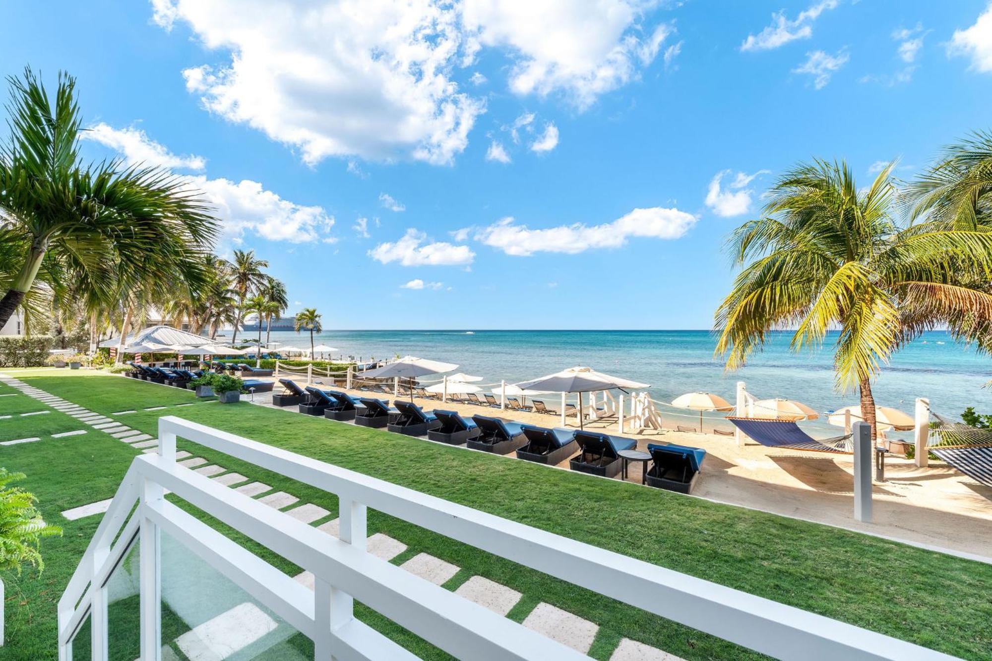 South Bay Club 8 - 2 Bedroom 2 Bathroom Unit Apartment *