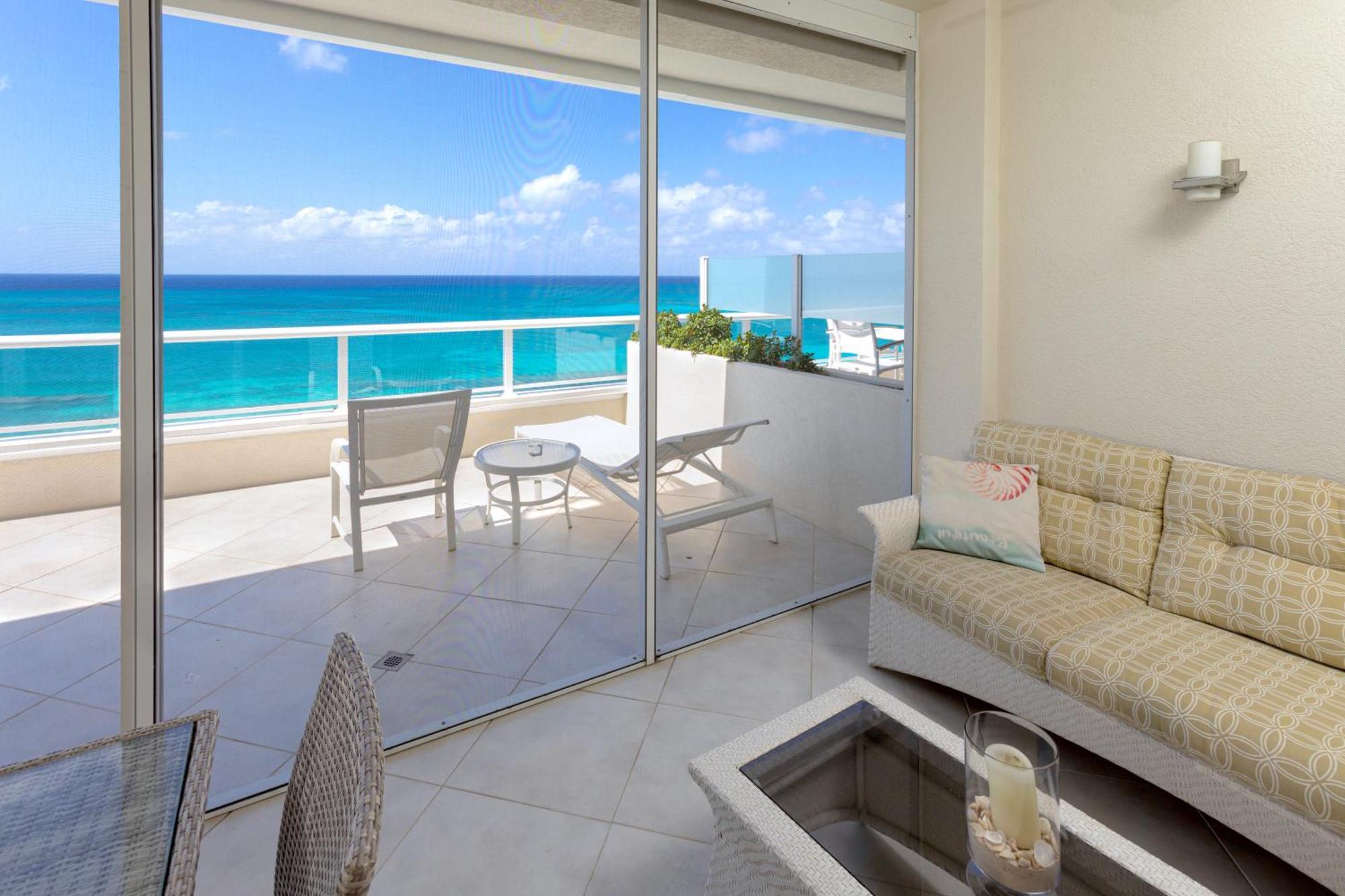 Apartment South Bay Club 33 - 3 Bedroom 2 Bathroom Unit