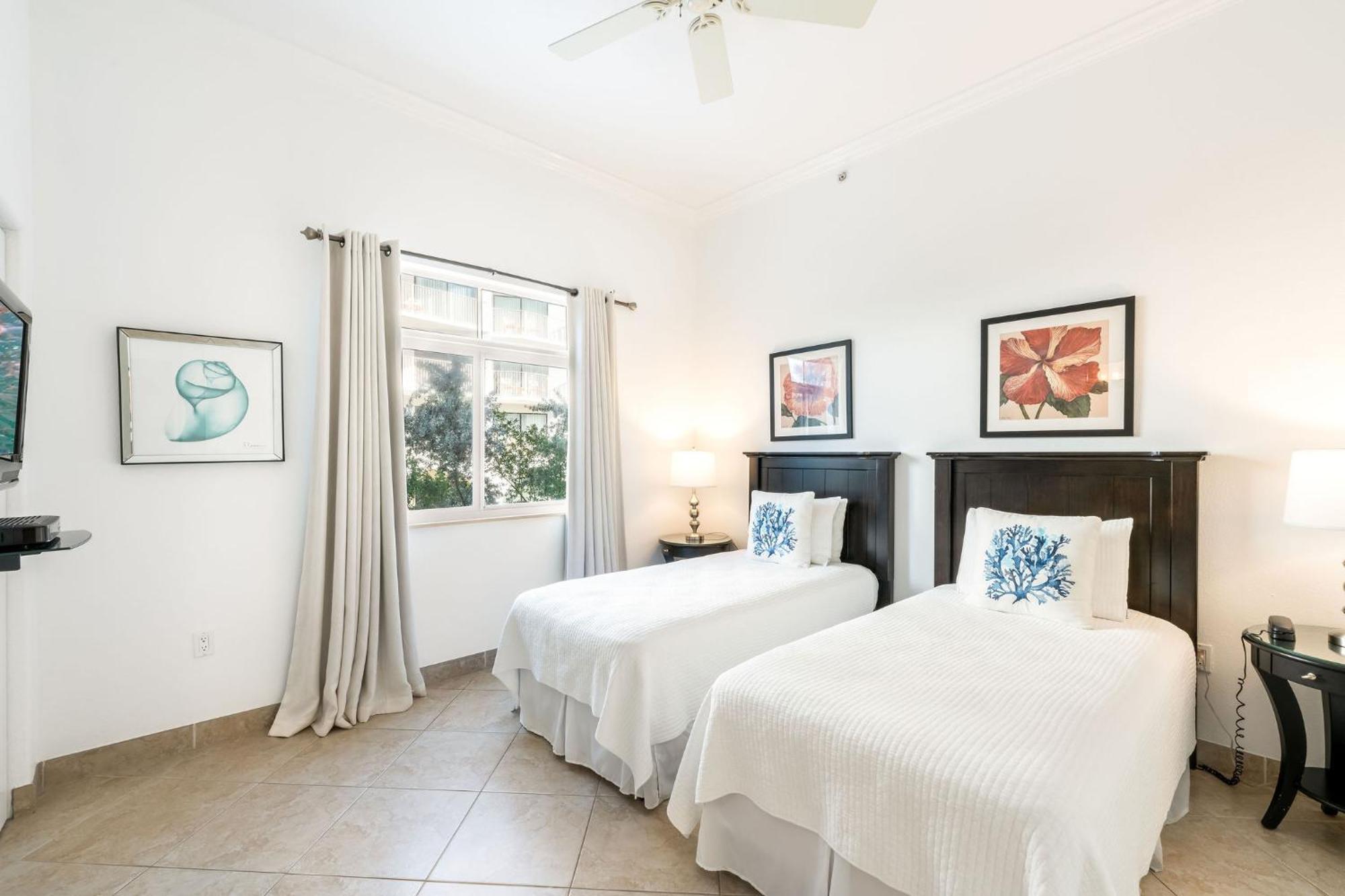South Bay Club 8 - 2 Bedroom 2 Bathroom Unit George Town
