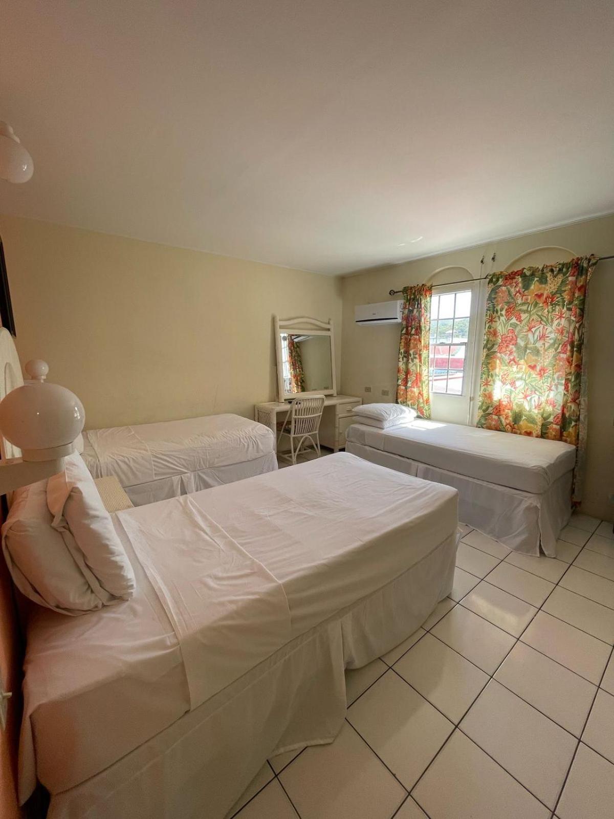 Seaview 3*