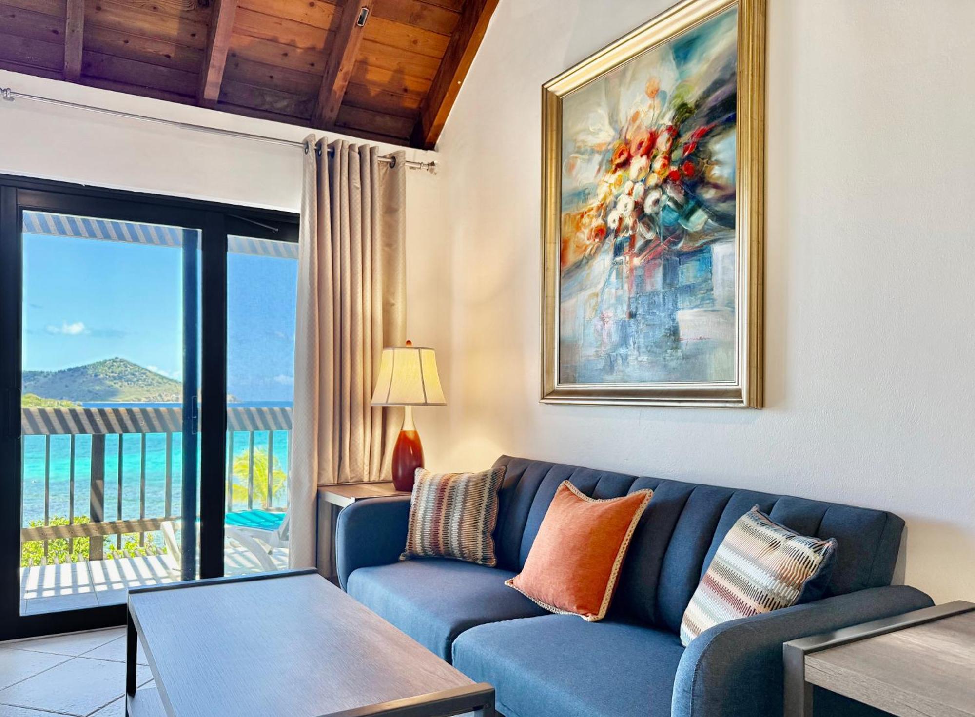 Apartment Sapphire Beachfront Renovated 1200 Sf! - Free Wi-fi