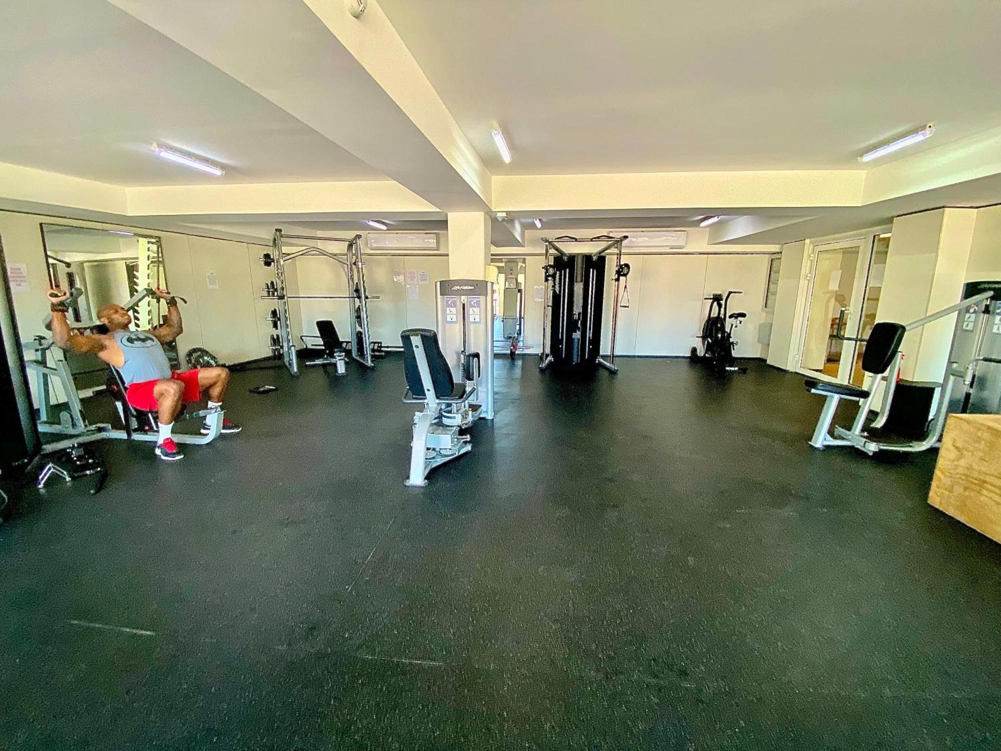 Ocean&airport View With Pool&gym In Maho, Walk To And Mullet Bay Apartment *