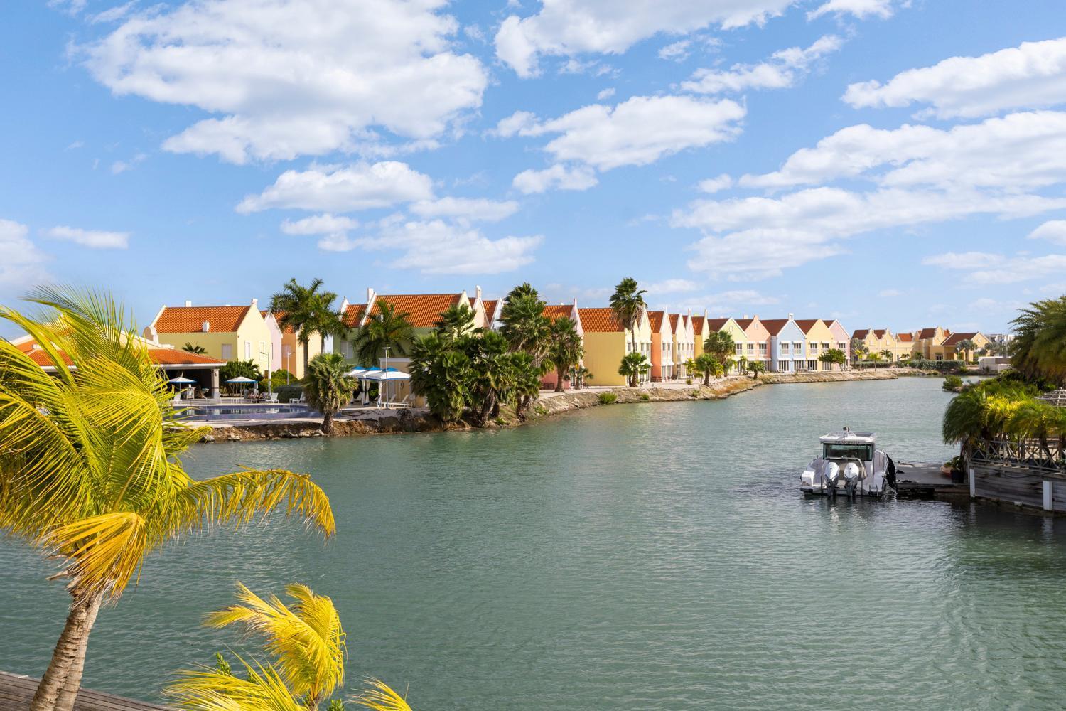 Caribbean Lofts Bonaire Apartment *