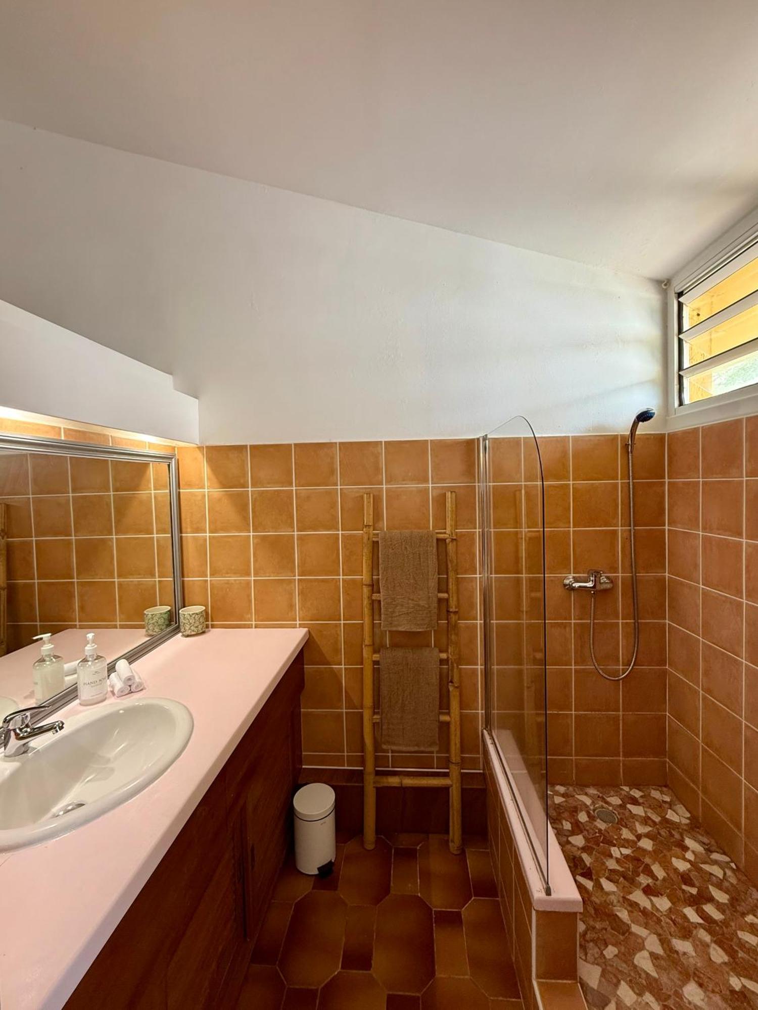 Apartamento T2 Vue Avec Acces Direct Lagon Et 5 Min