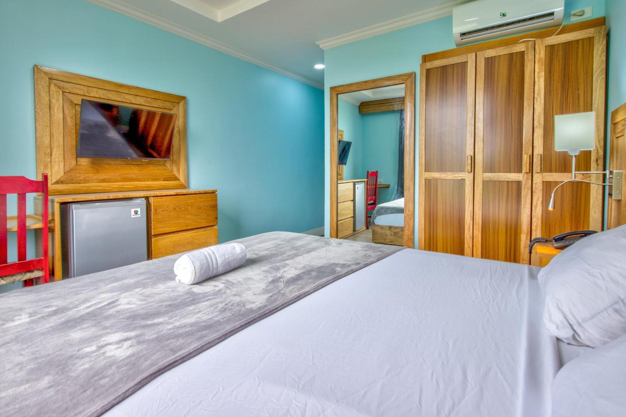Hotel Airport Piarco