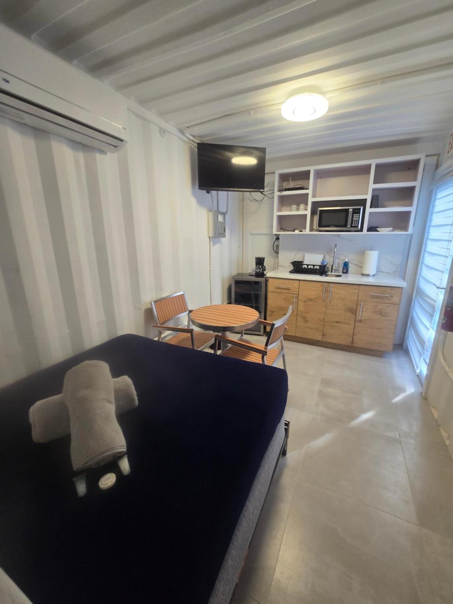 Guest house Always Summer Bay Front