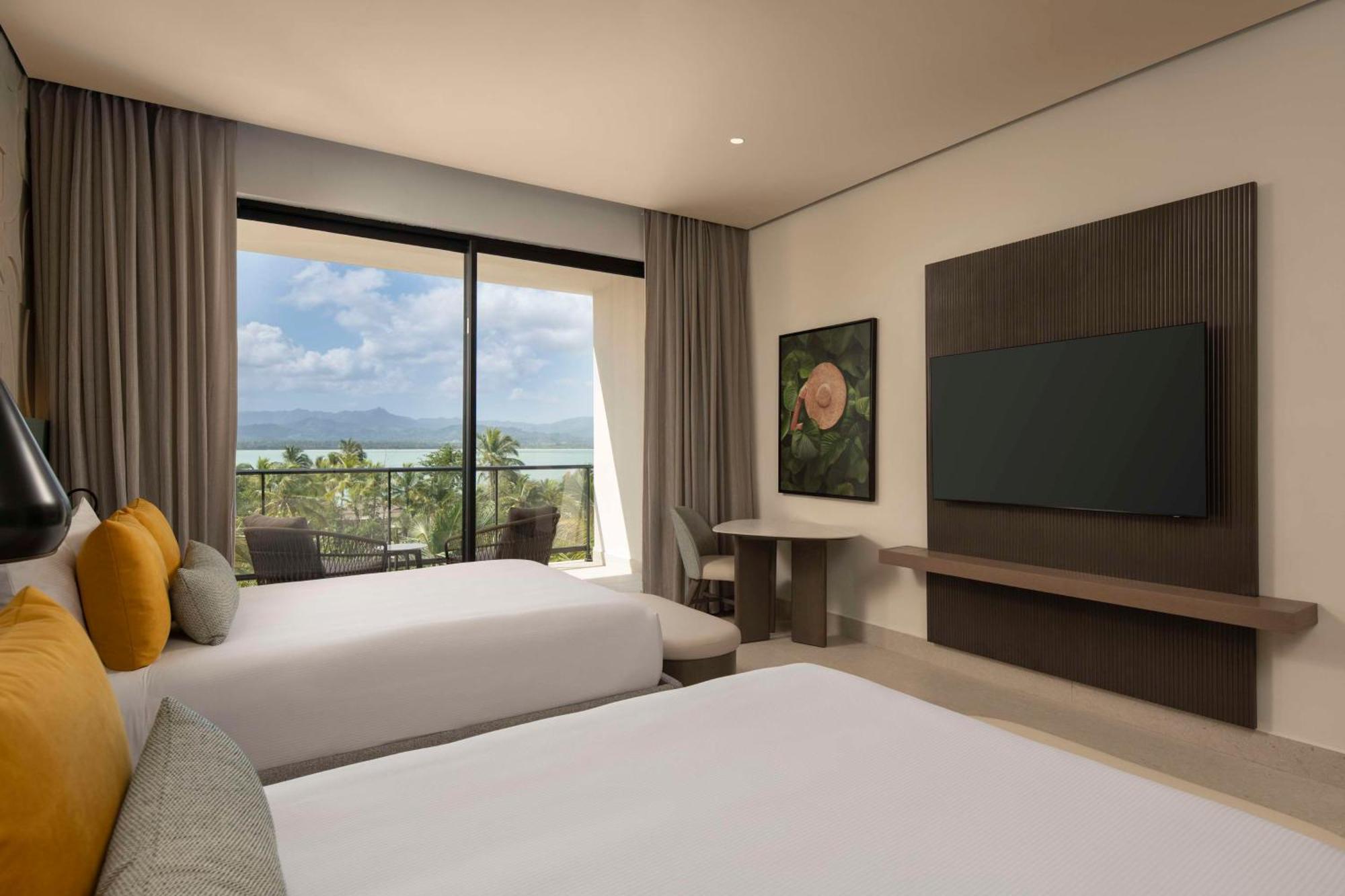 Resort Zemi Punta Cana Resort, Curio By Hilton Miches