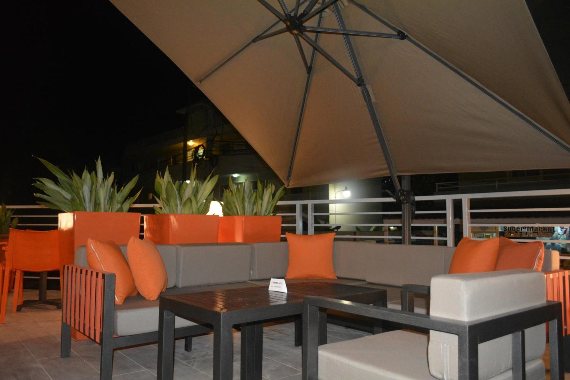 Hotel Dukassi Rooftop Pool - Club And - Playa Corales