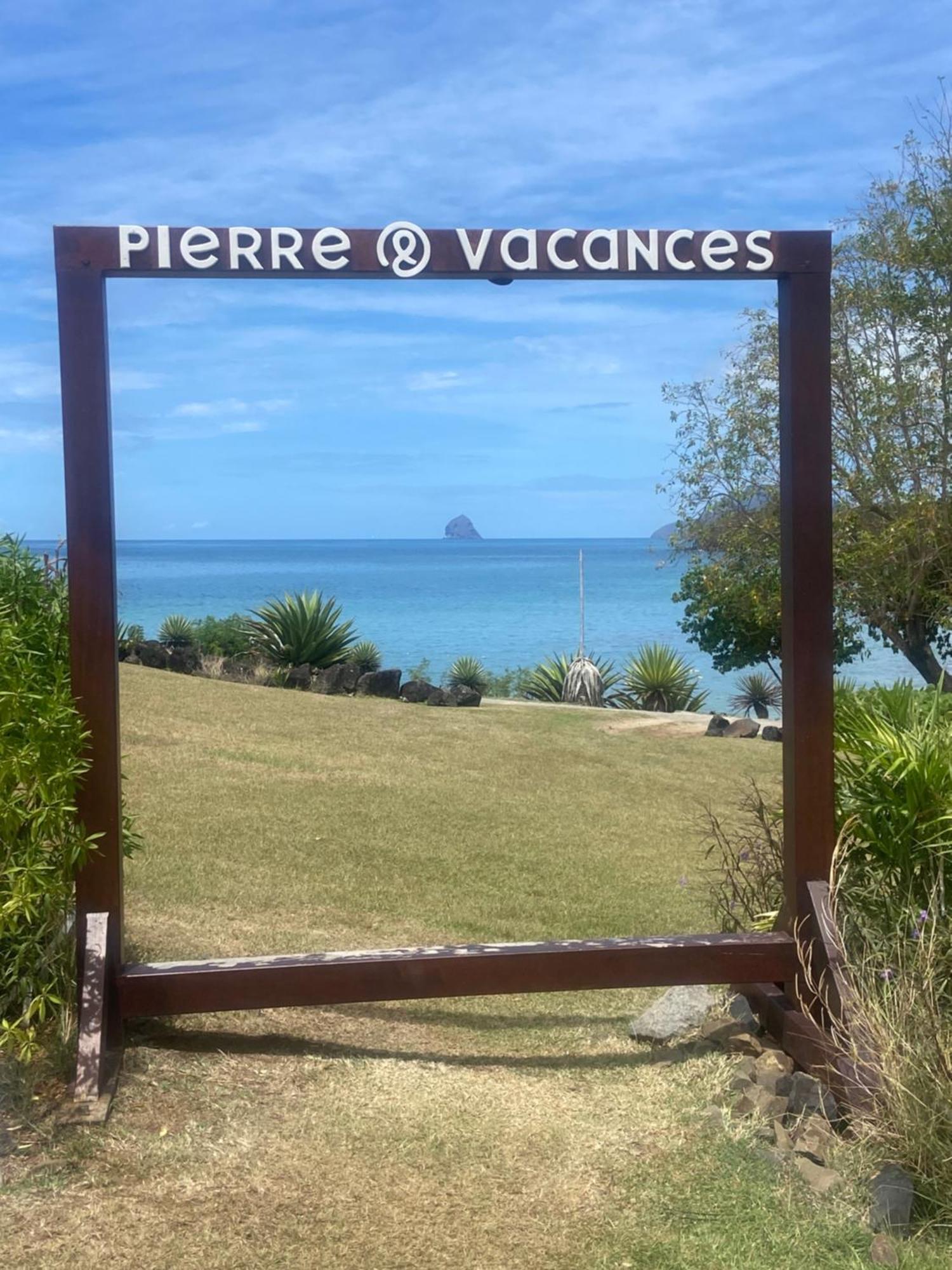 Ti Cocotier Vue 2 A 6 Personnes Village Pierre Et
