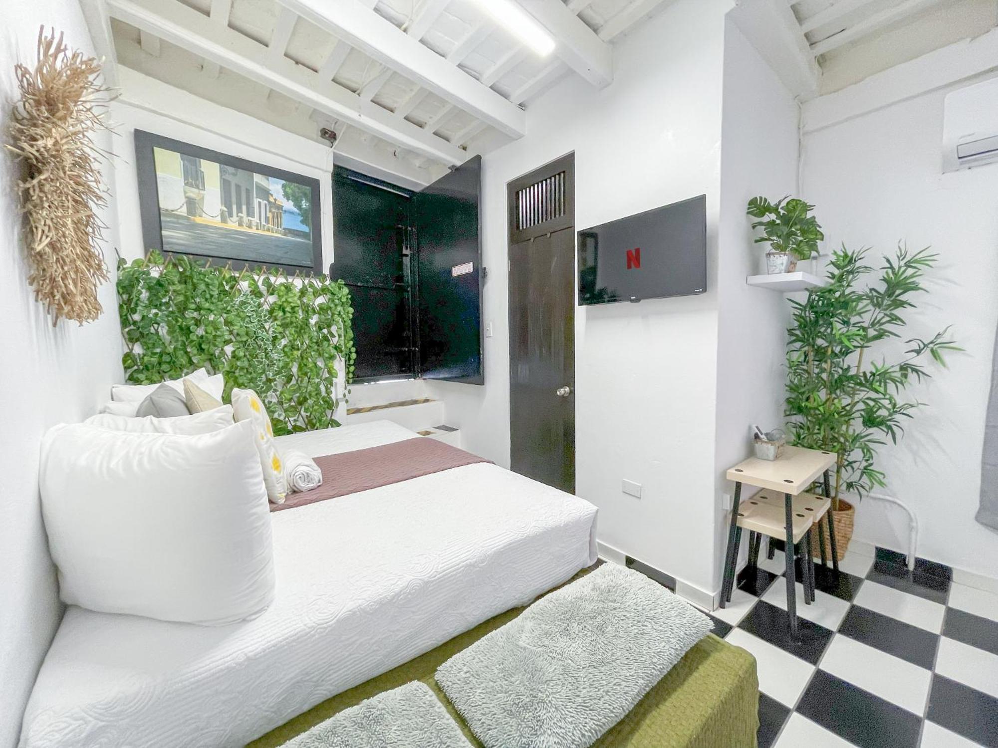 Apartment Old
