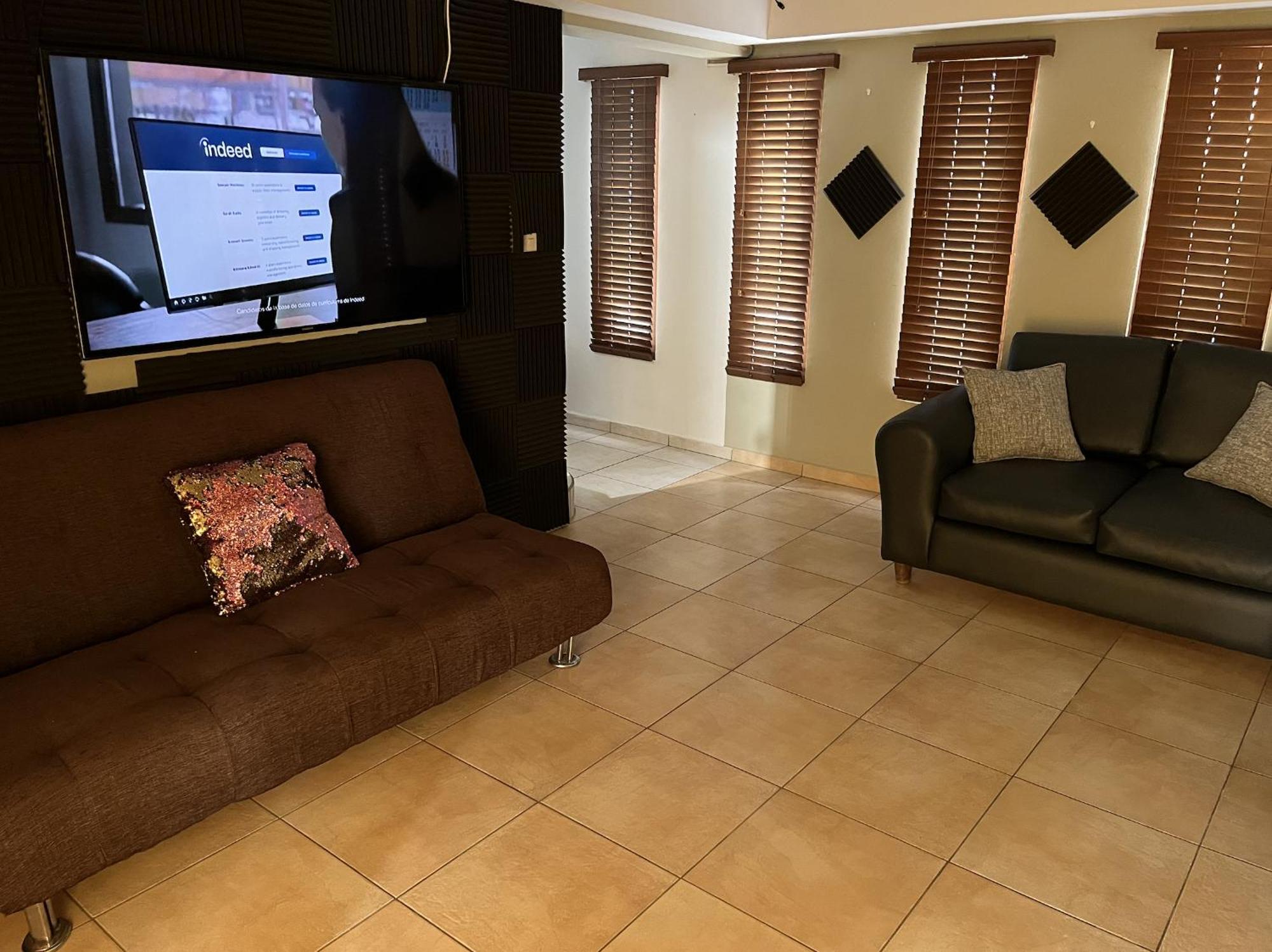 Apartment Genesis