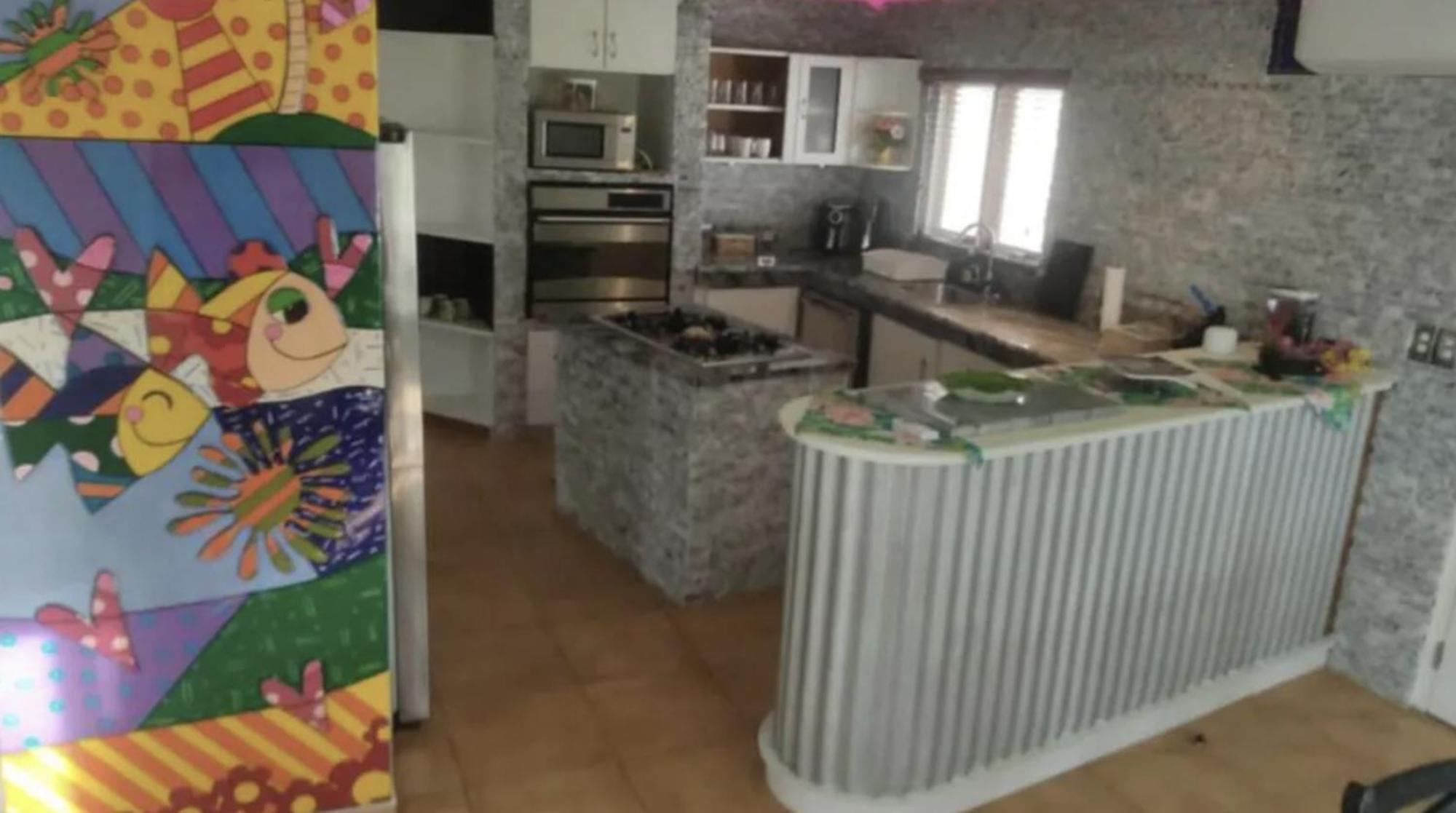 Apartment Genesis